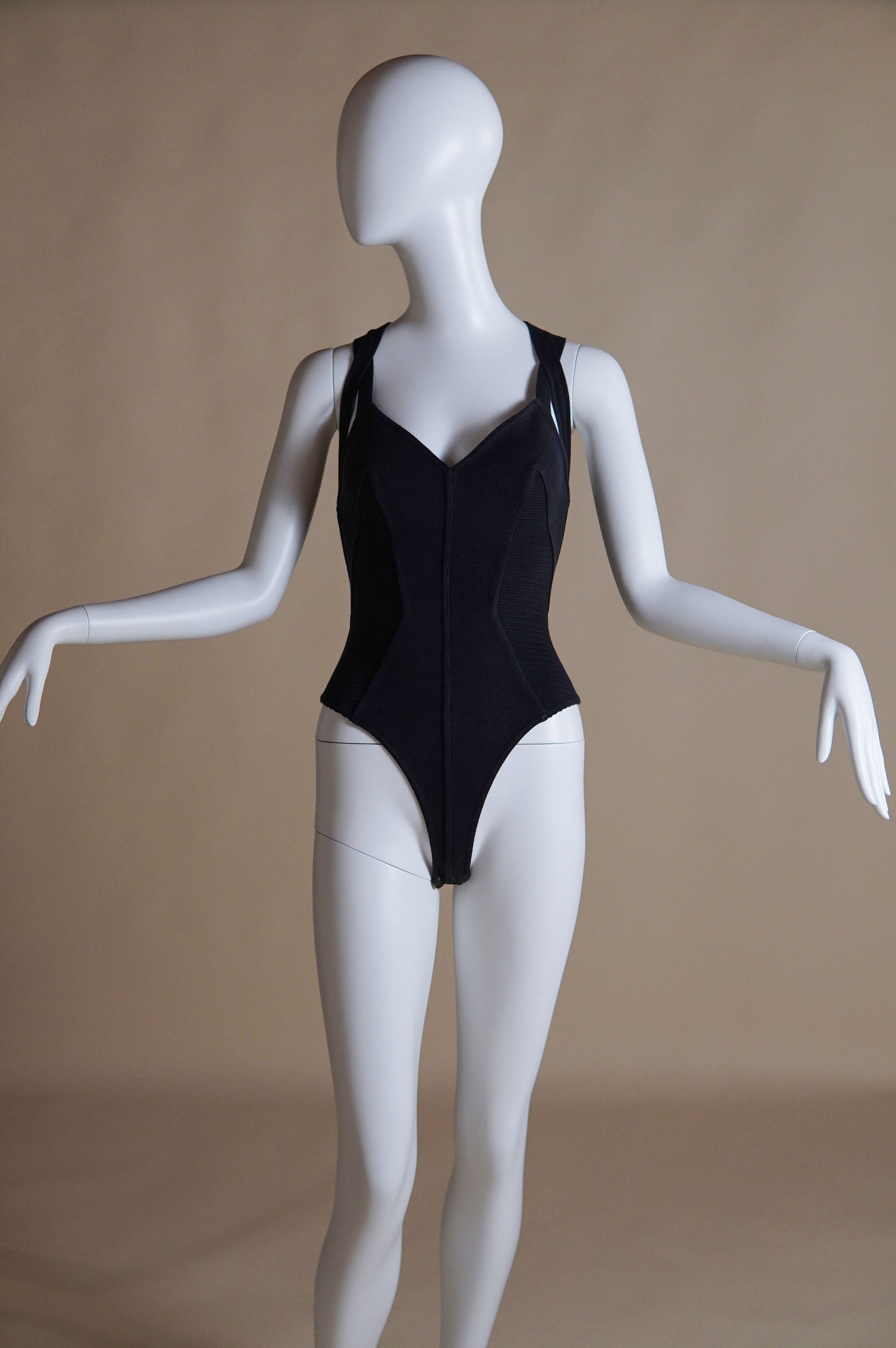 S/S 1990 Alaïa black runway bodysuit with ribbed panels - XS