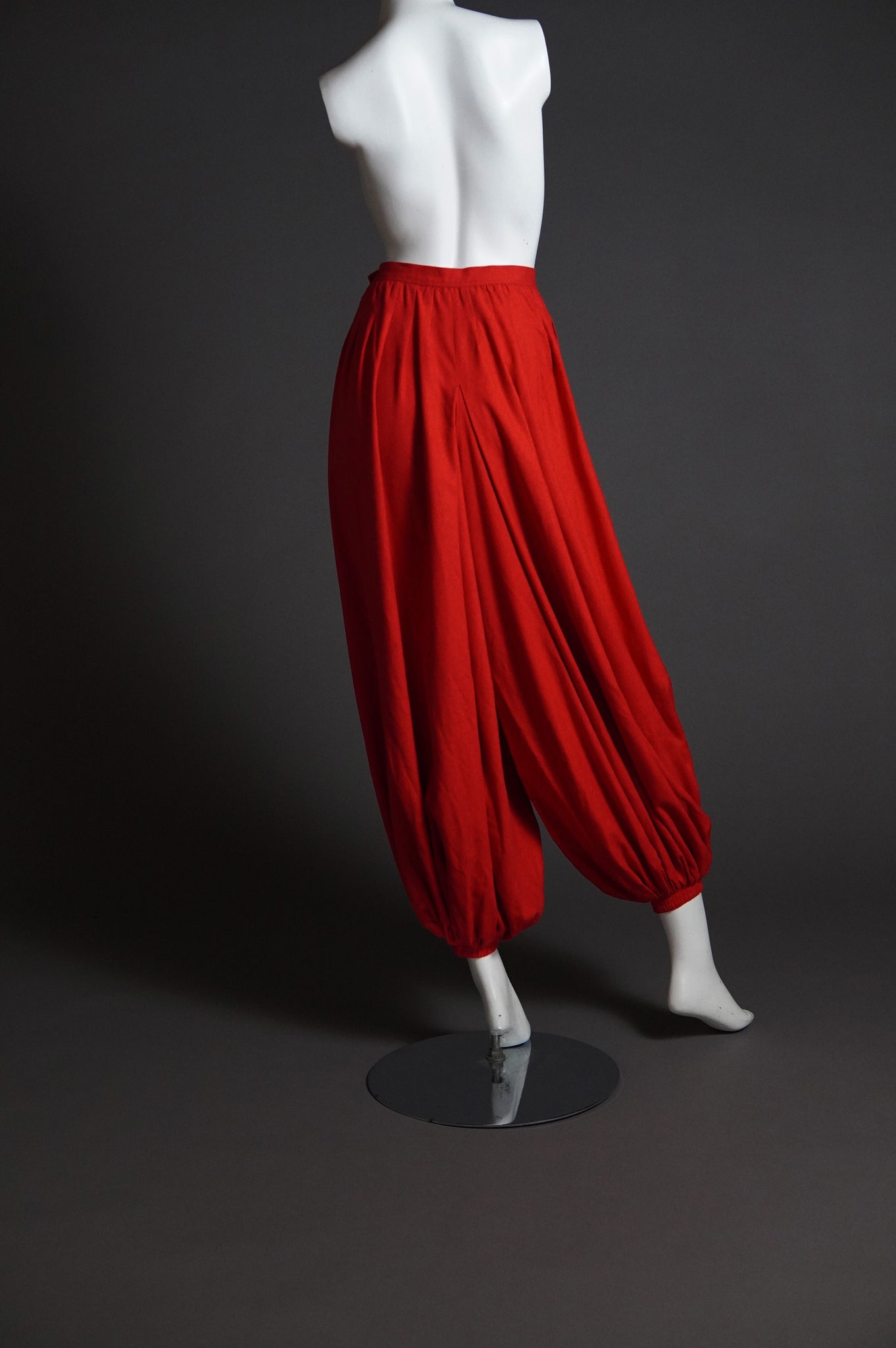 S/S 1980 Yves Saint Laurent Rive Gauche runway red balloon harem pants - M