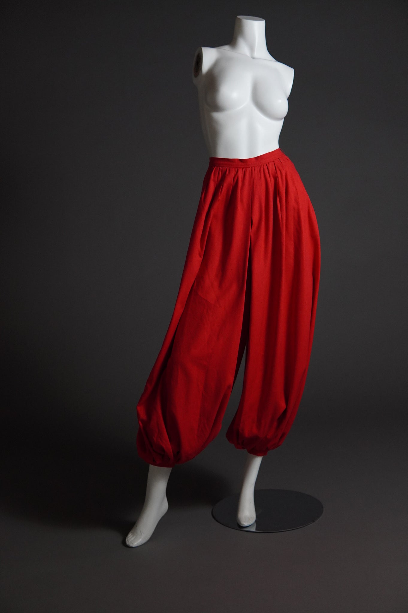 S/S 1980 Yves Saint Laurent Rive Gauche runway red balloon harem pants - M