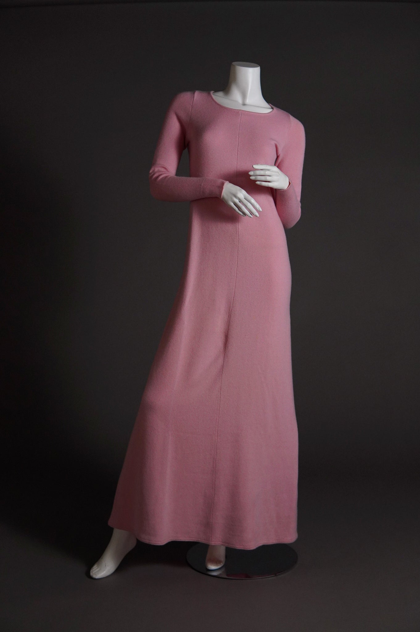 S/S 1973 Halston runway cashmere full-length dress in baby pink - S