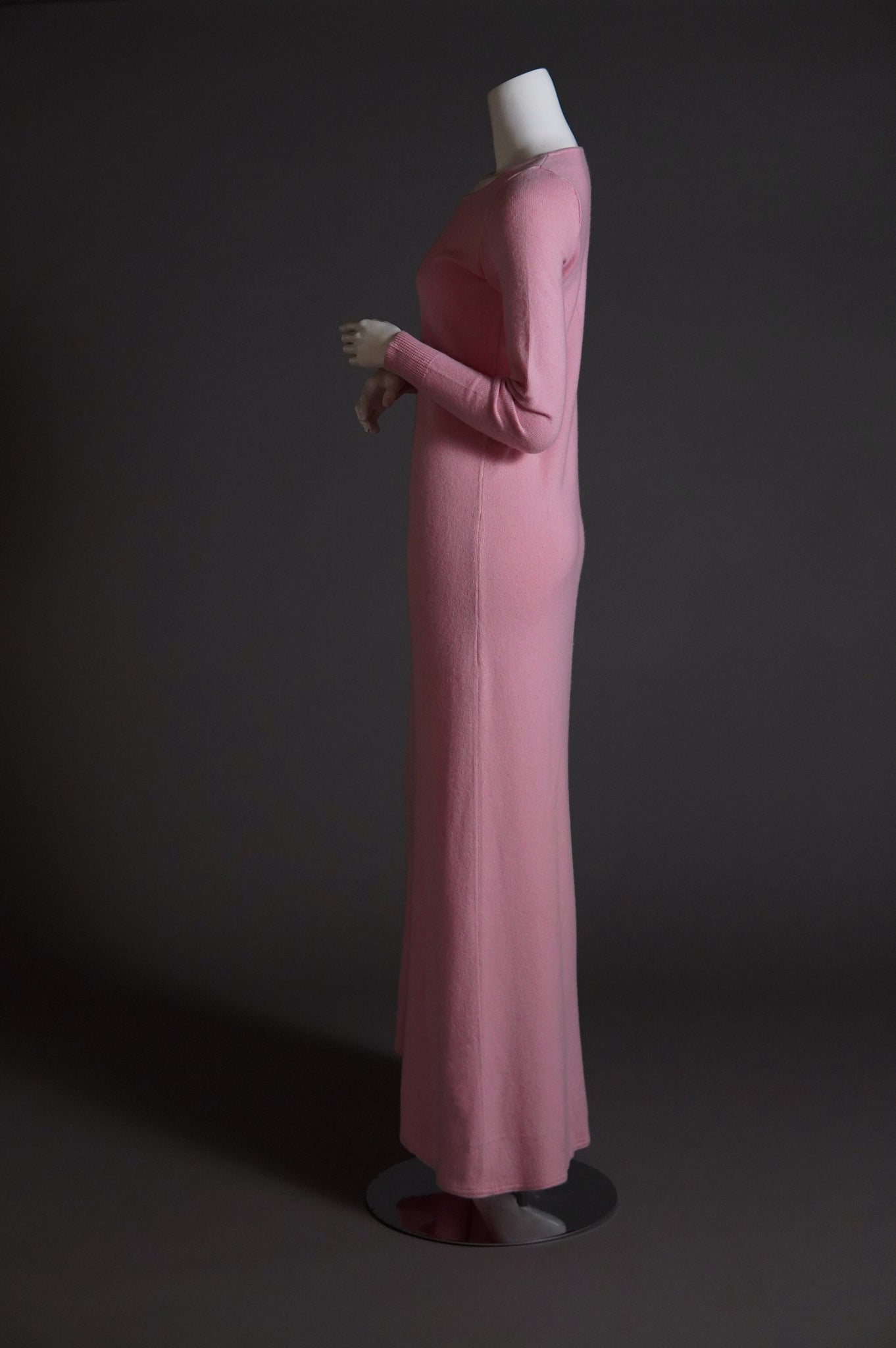 S/S 1973 Halston runway cashmere full-length dress in baby pink - S