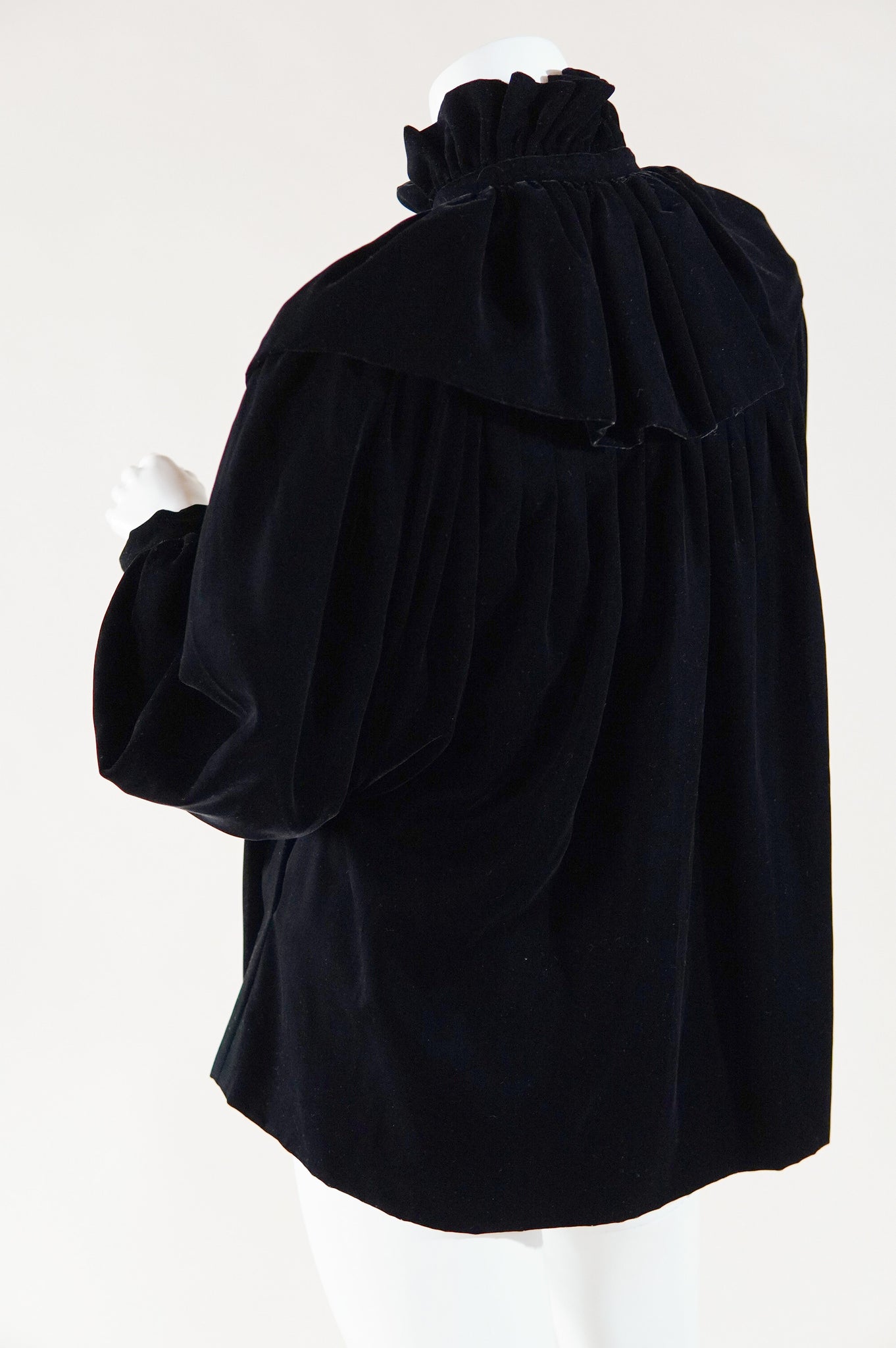 RESERVED S/S 1977 documented Yves Saint Laurent Rive Gauche velvet jacket - XS/S