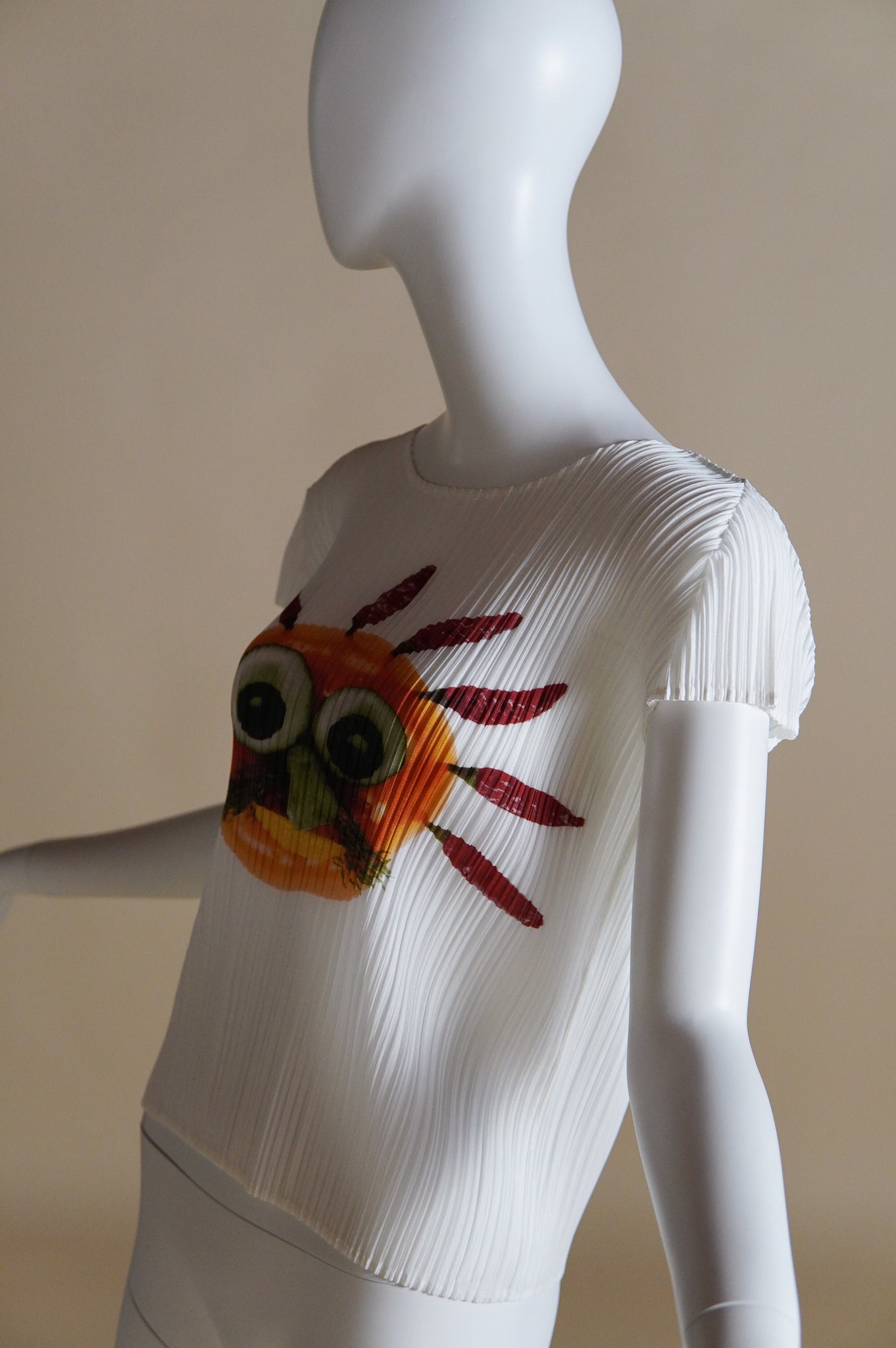 S/S 2004 Issey Miyake Pleats Please veggie face top - S/M/L