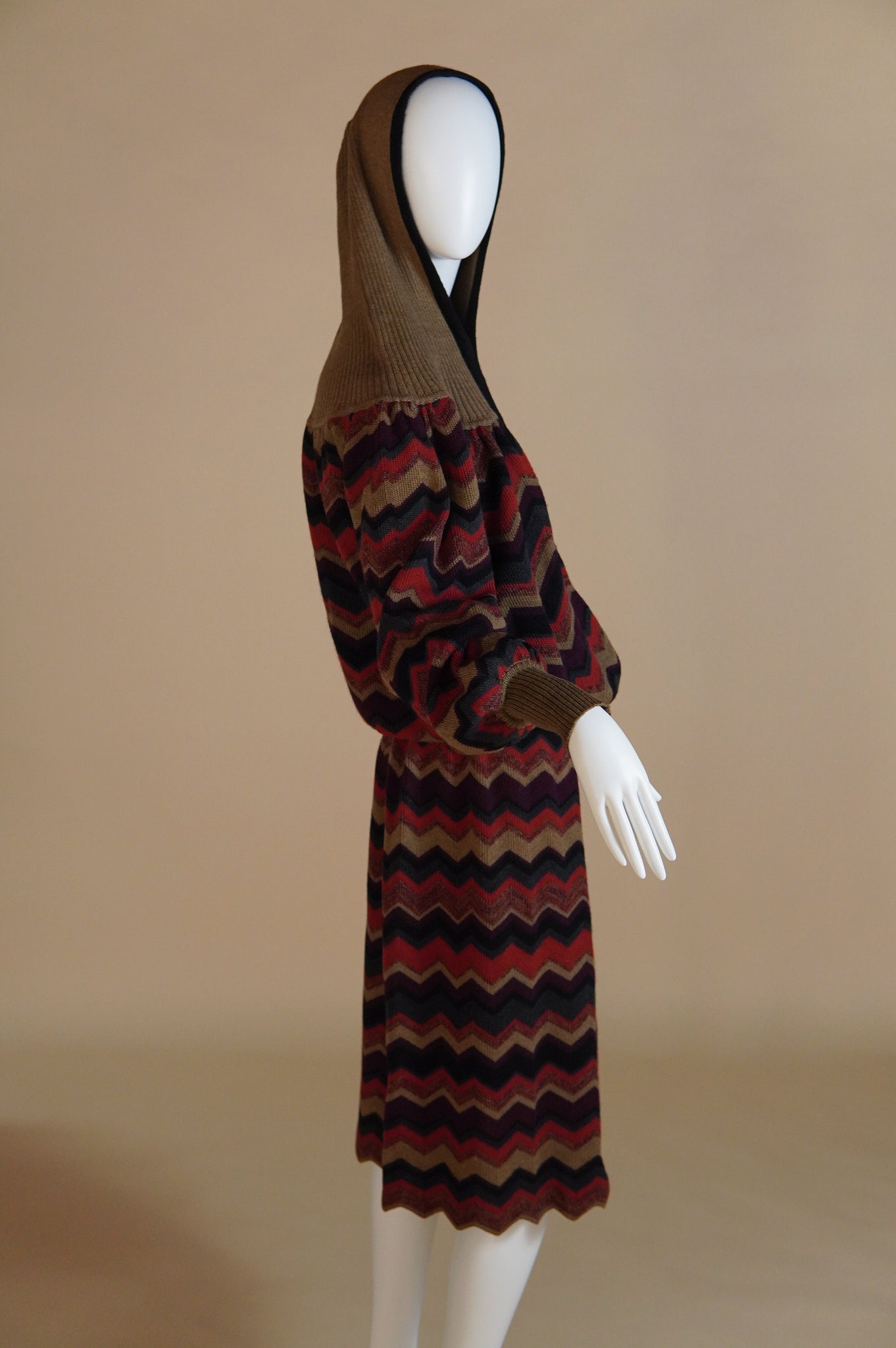 F/W 1977 Yves Saint Laurent Rive Gauche Chinoiserie collection sweater skirt set - M