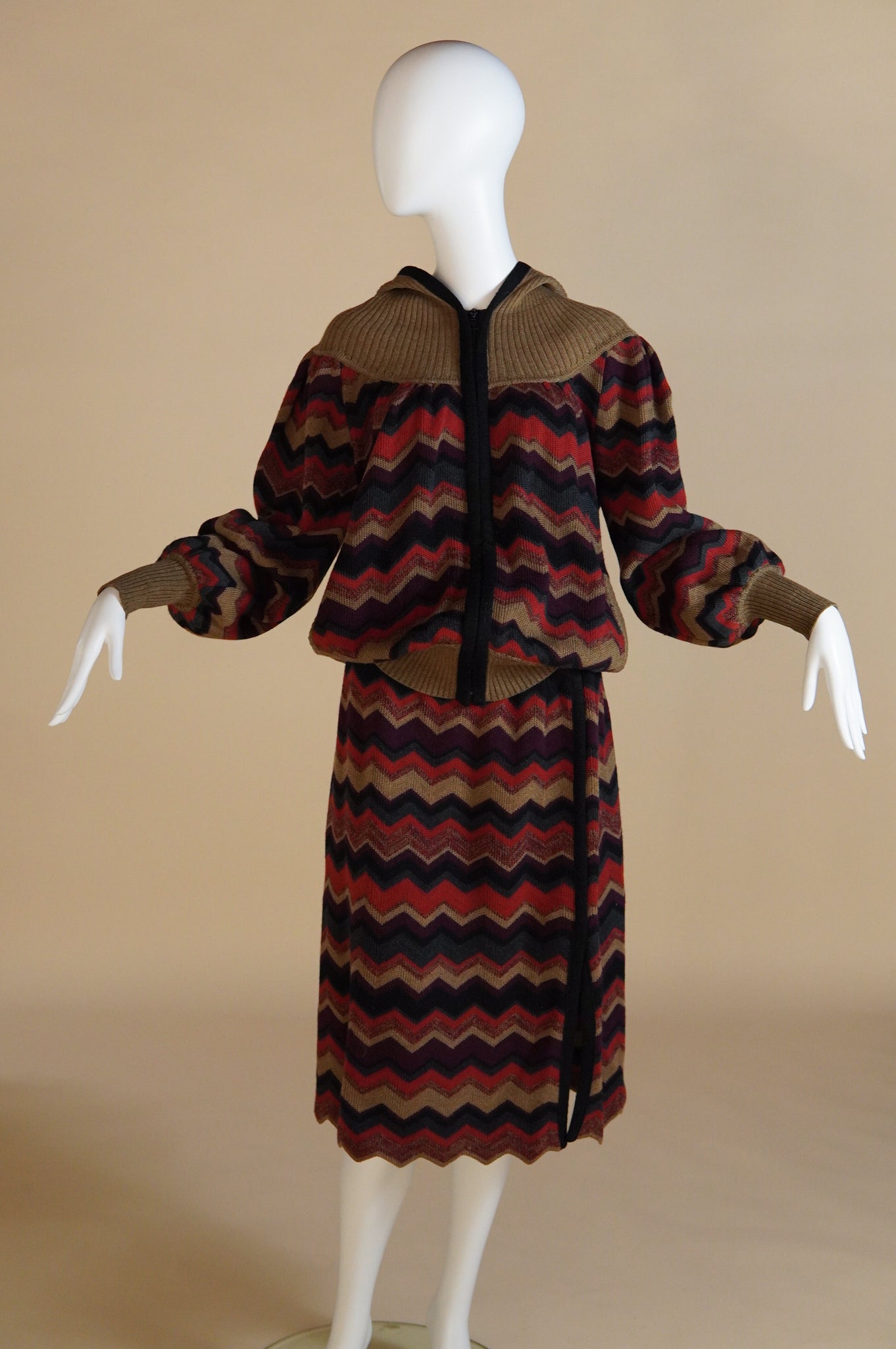 F/W 1977 Yves Saint Laurent Rive Gauche Chinoiserie collection sweater skirt set - M