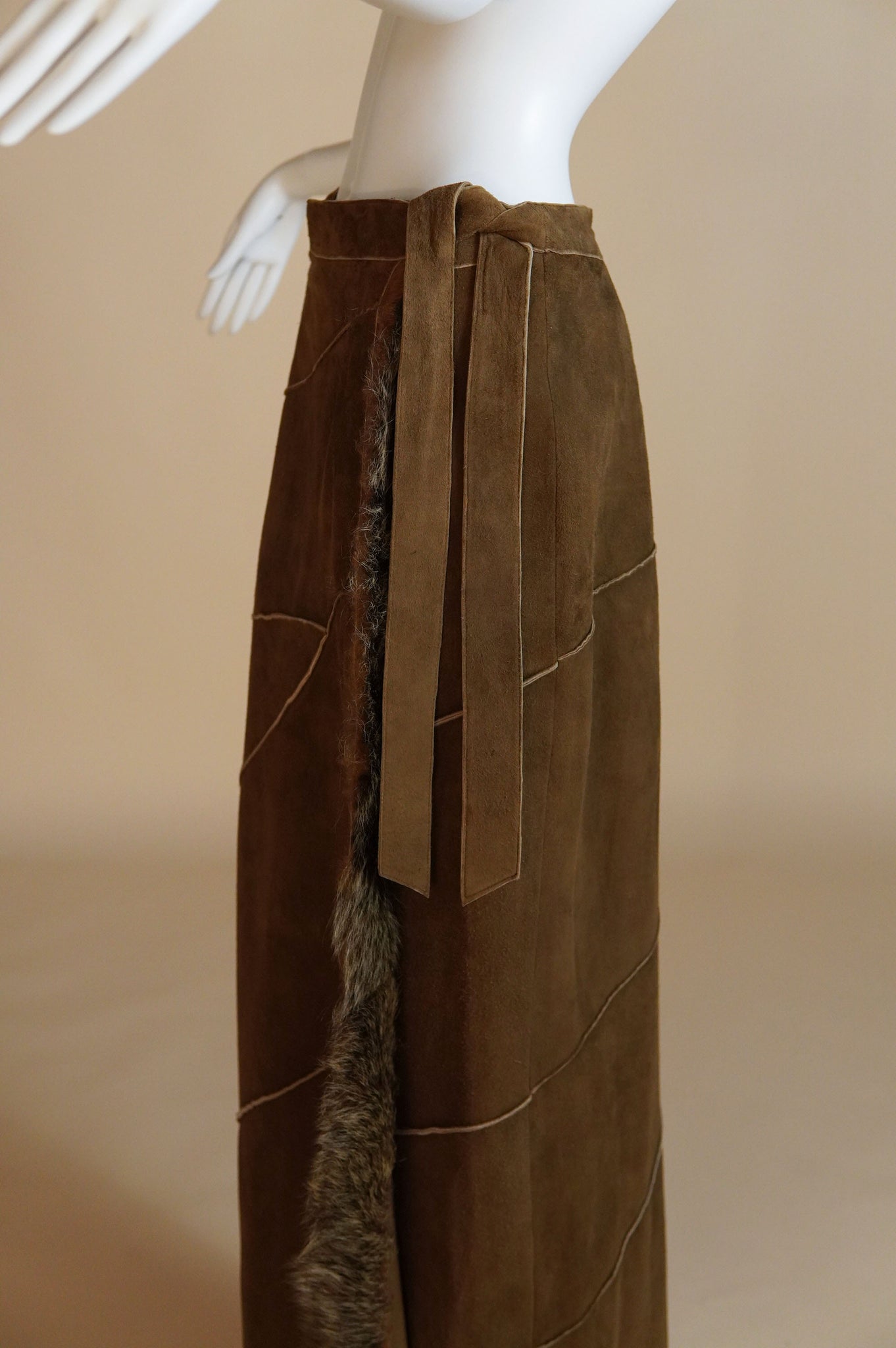 F/W 1999 Fendi by Karl Lagerfeld suede runway wrap skirt with fur trim - XS/S/M