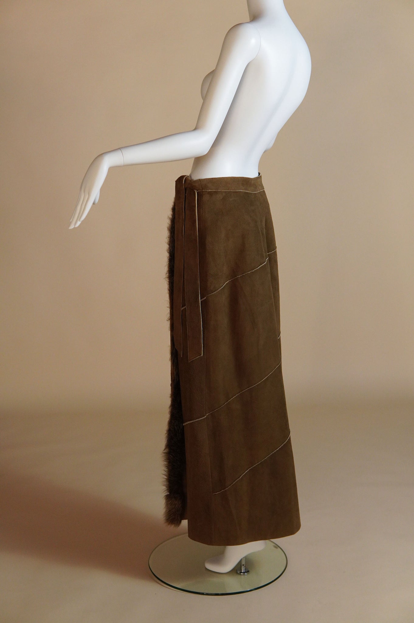 F/W 1999 Fendi by Karl Lagerfeld suede runway wrap skirt with fur trim - XS/S/M
