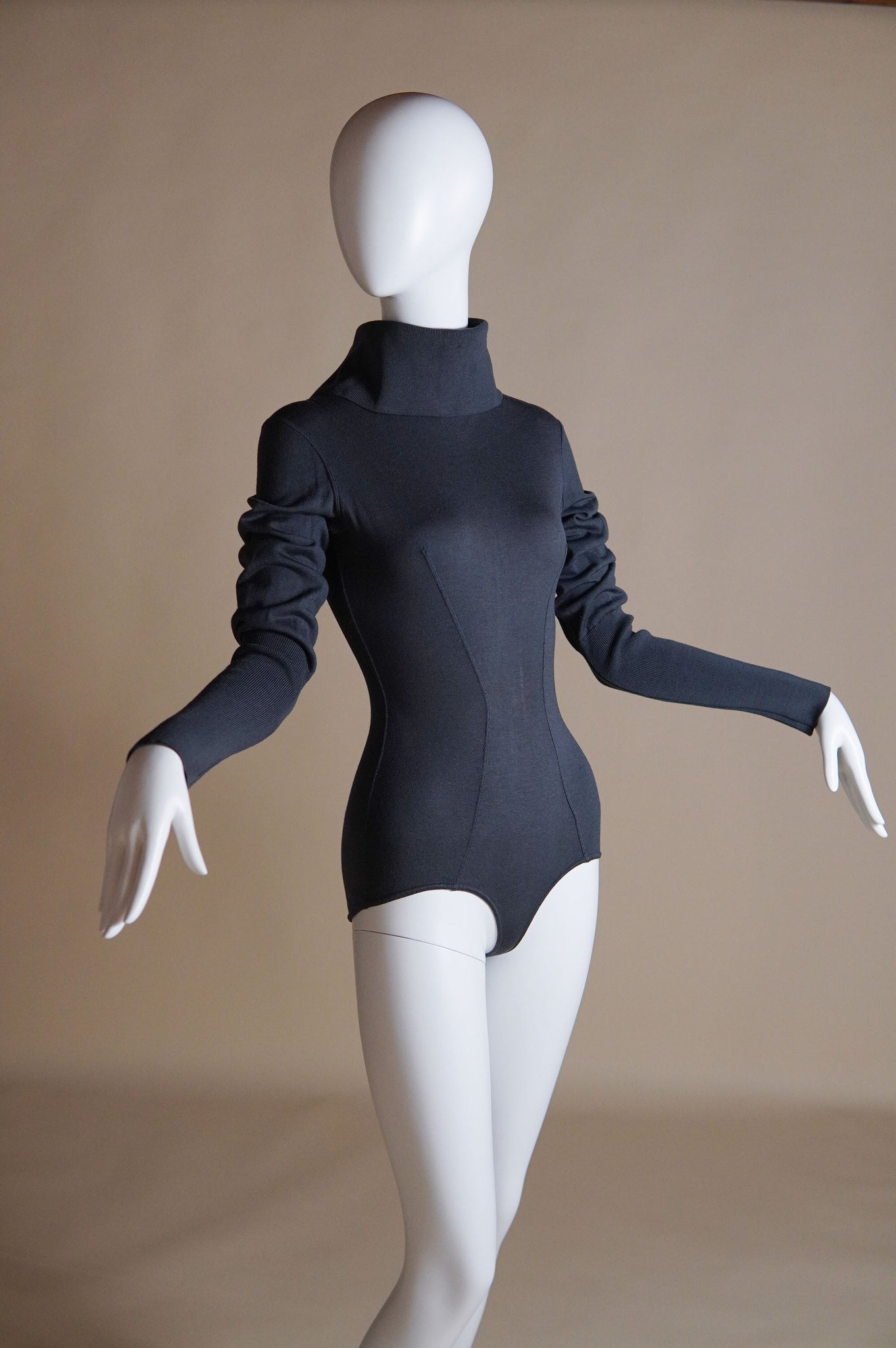F/W 1987 Alaïa stretch knit set with bodysuit and striped skirt - XS/S