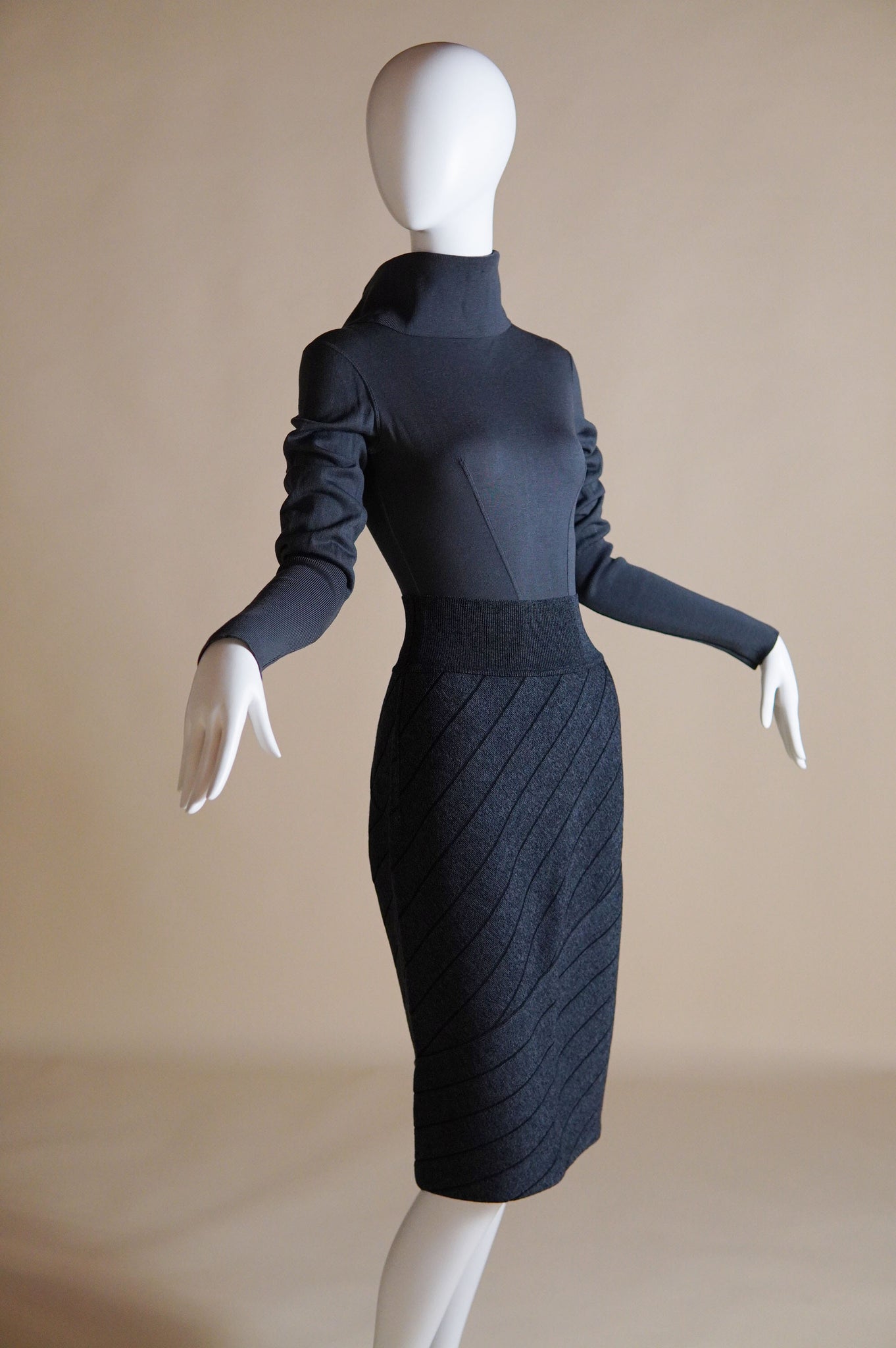 F/W 1987 Alaïa stretch knit set with bodysuit and striped skirt - XS/S