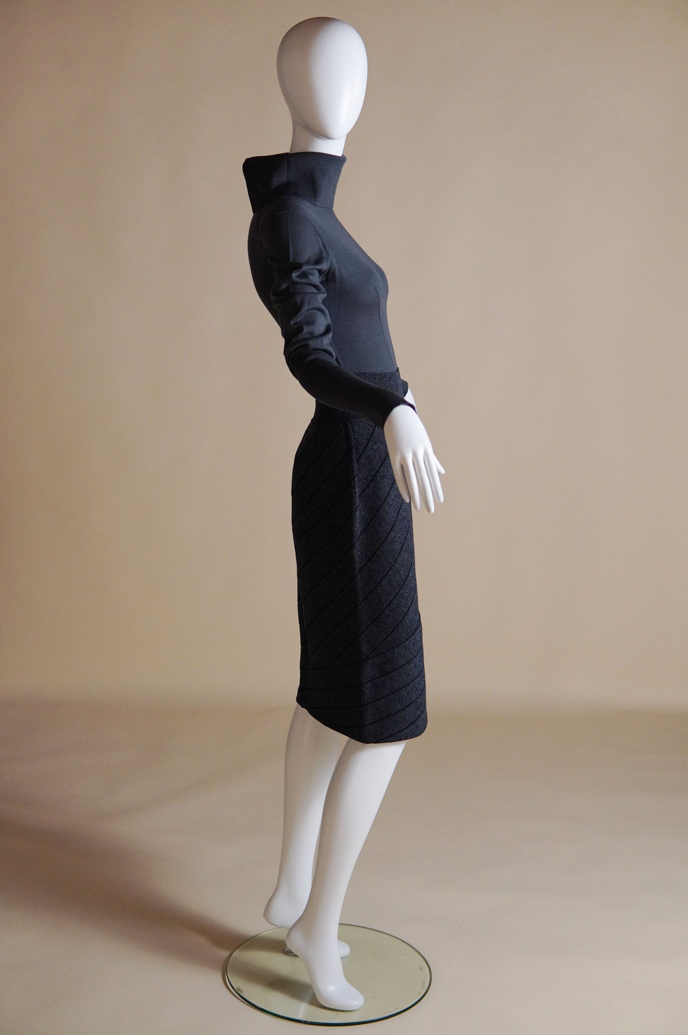 F/W 1987 Alaïa stretch knit set with bodysuit and striped skirt - XS/S