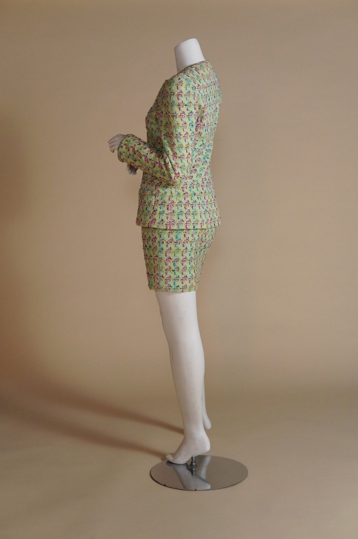 S/S 1995 Chanel 'Barbie Collection' runway mint green tweed suit with jacket and mini skirt - S/M