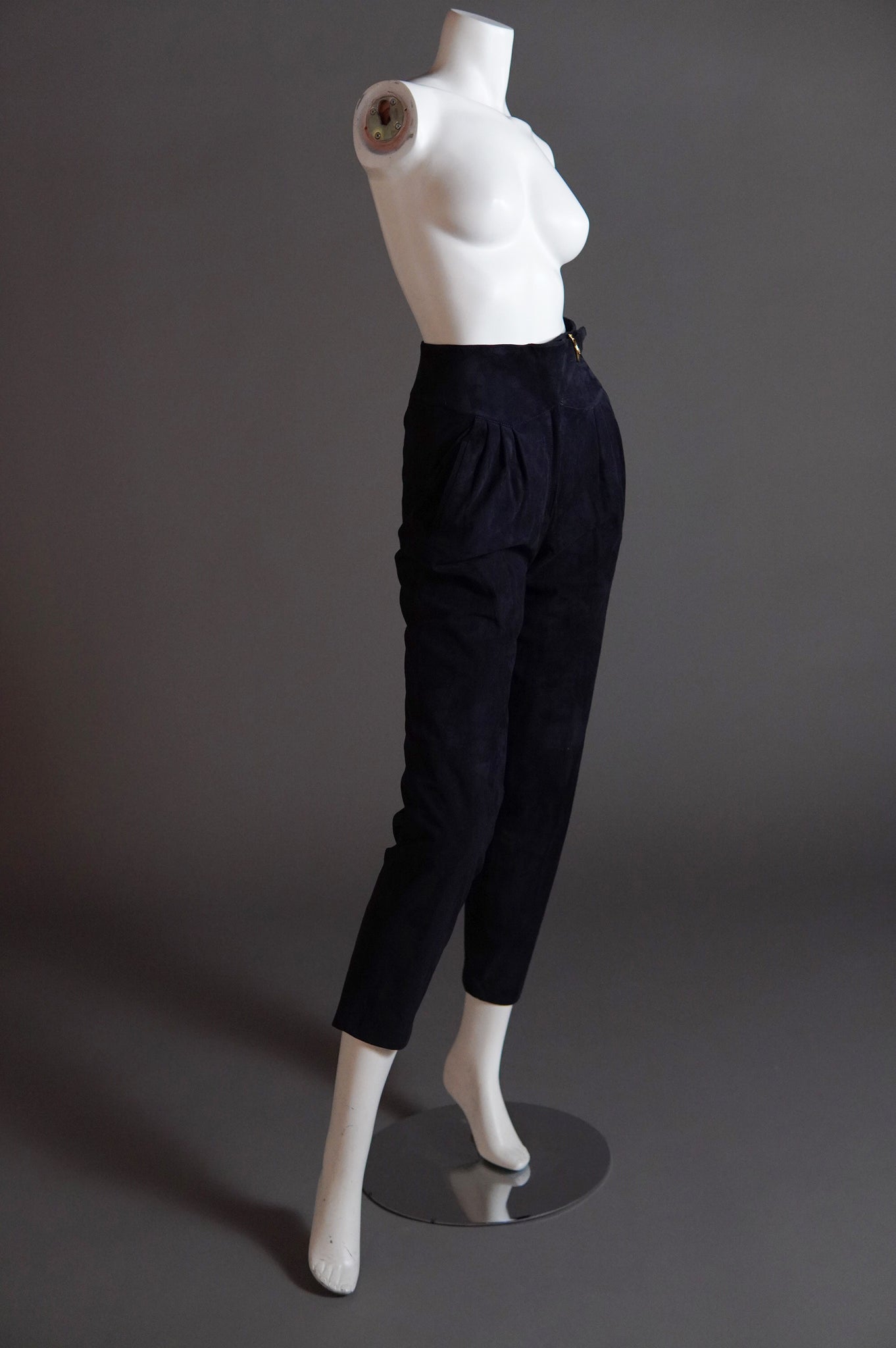 1970s/80s Céline suede pants in navy with gold hardware - XXS/XS