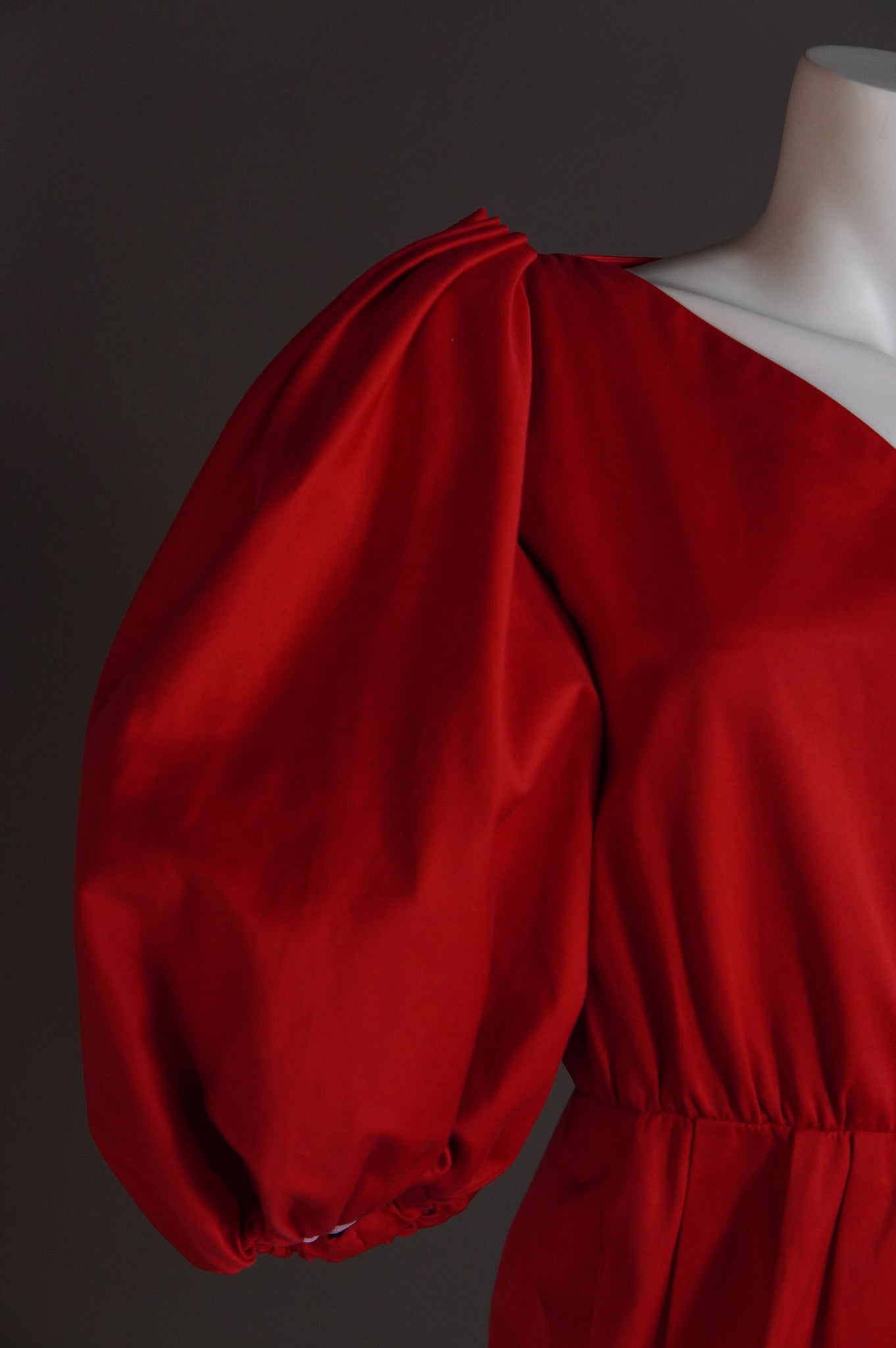 S/S 1989 Yves Saint Laurent Rive Gauche runway red dress with exaggerated puff sleeves - M