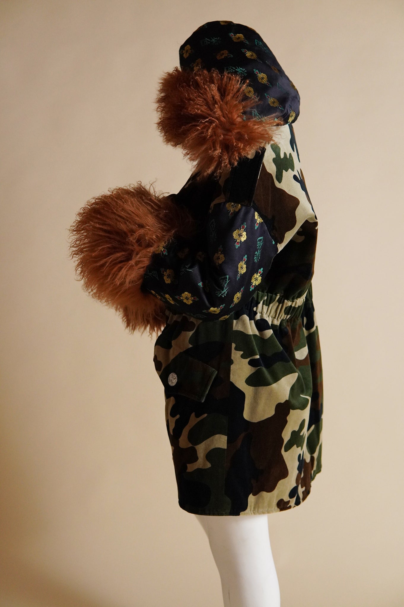 F/W 1994 Complice by Dolce & Gabbana camo coat with brocade sleeves and Mongolian fur trim - M/L/XL