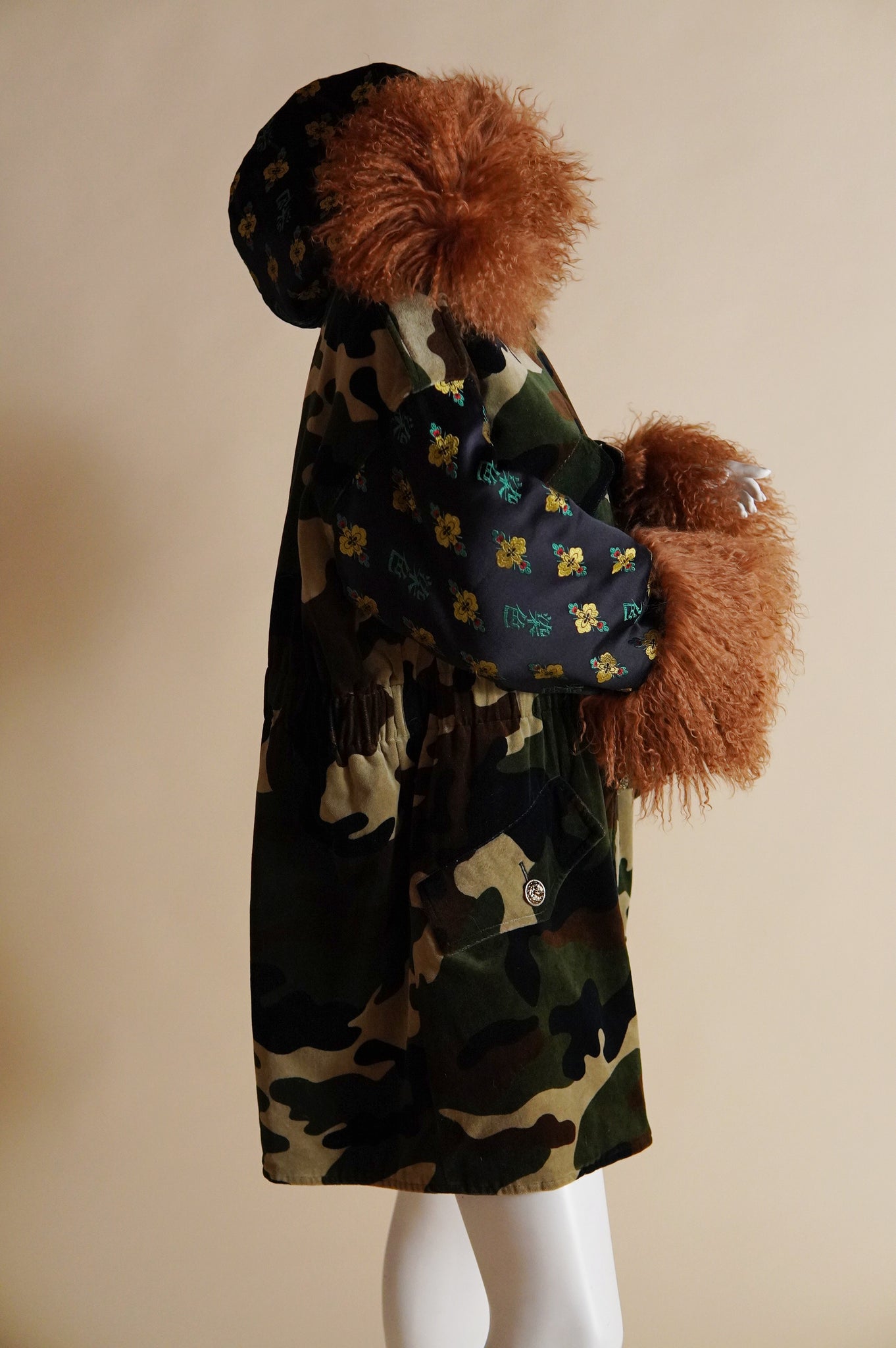 F/W 1994 Complice by Dolce & Gabbana camo coat with brocade sleeves and Mongolian fur trim - M/L/XL