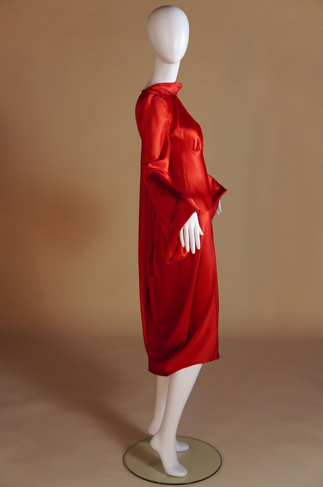 alexander mcqueen red dress Pre-Fall 2009 silk backless with draping This dress is ideal BEAUDRM Girl's Cute Summer plus size orchid rhythm dress Color:Light Brown - Non-Slip
