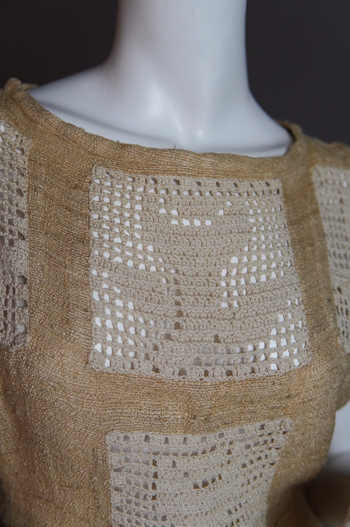 1970s top with open crochet squares - S/M