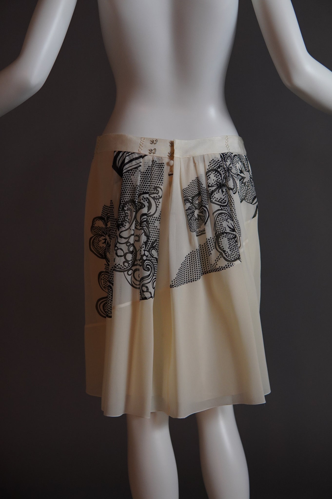 S/S 2007 John Galliano runway silk skirt with black and white floral - XS/S/M