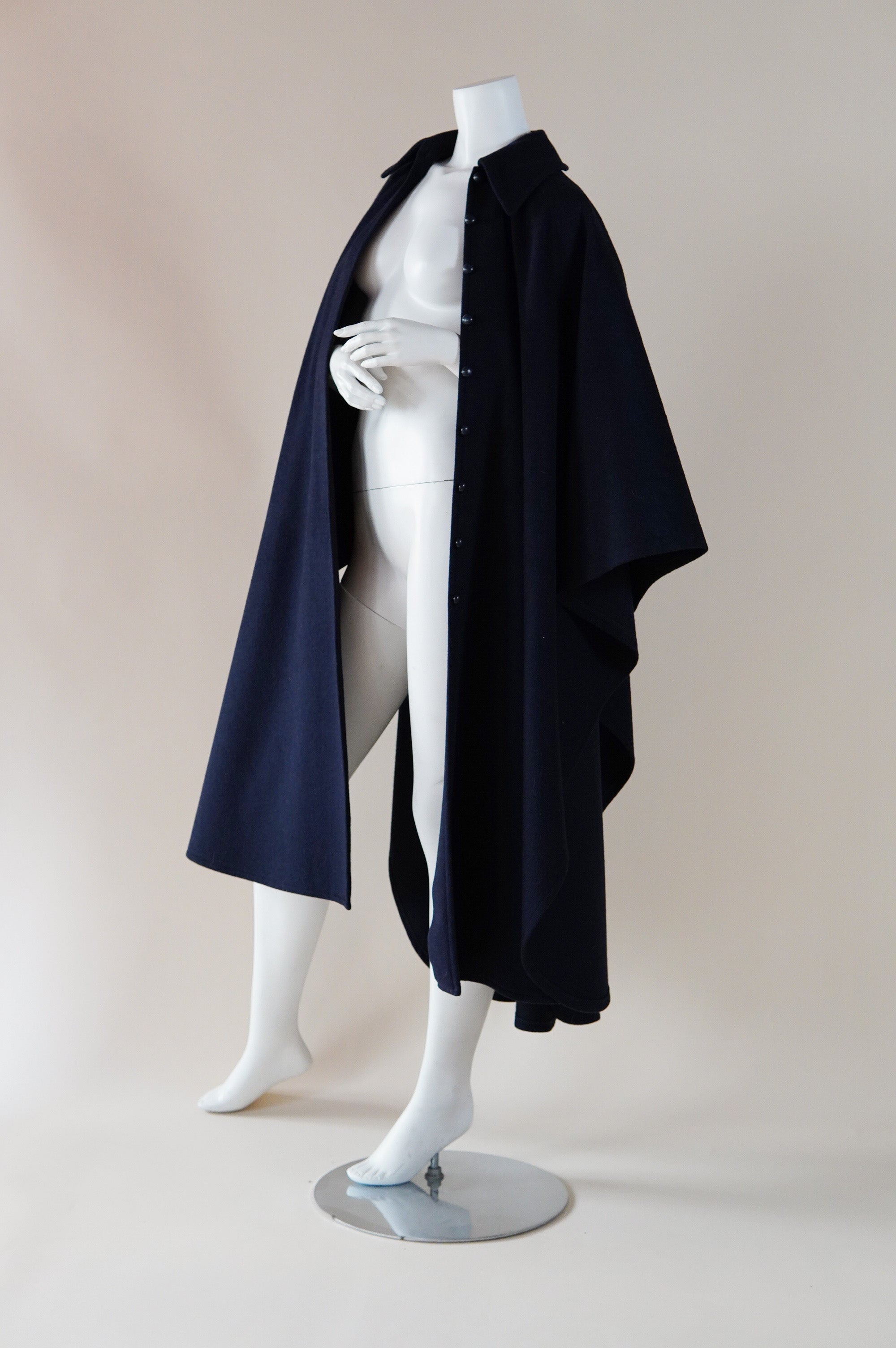 F/W 1975 Yves Saint Laurent Rive Gauche runway cape – (that)bityou