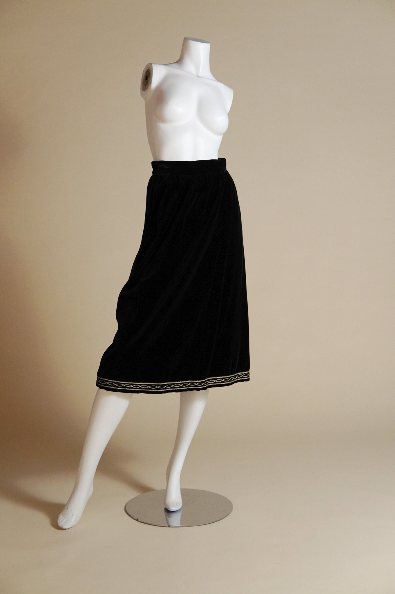 F/W 1976 Yves Saint Laurent Rive Gauche Russian Collection velvet skirt with gold trim - S