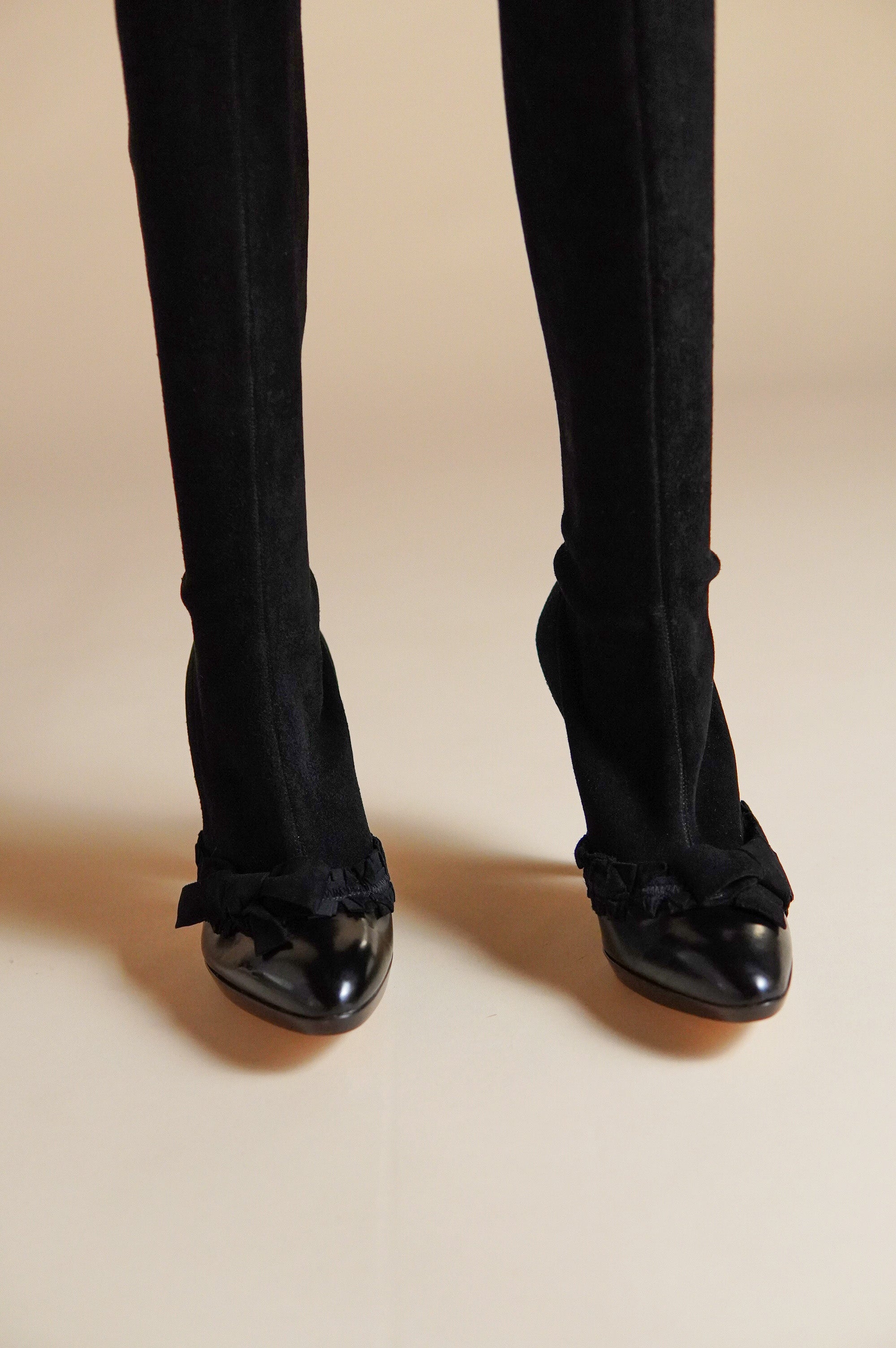 F/W 2002 Yves Saint Laurent by Tom Ford campaign and runway suede 