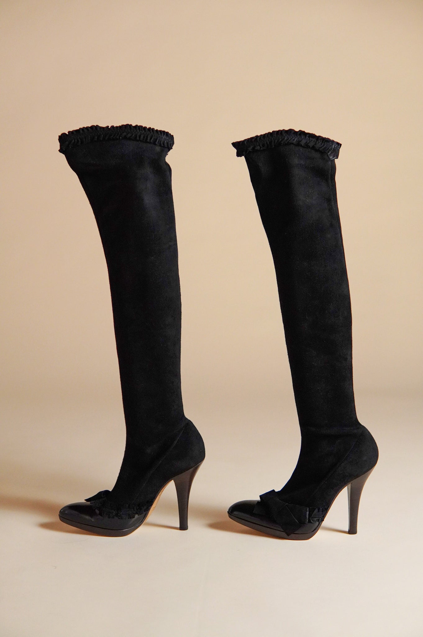 F/W 2002 Yves Saint Laurent by Tom Ford campaign and runway suede over the knee boots - 37.5