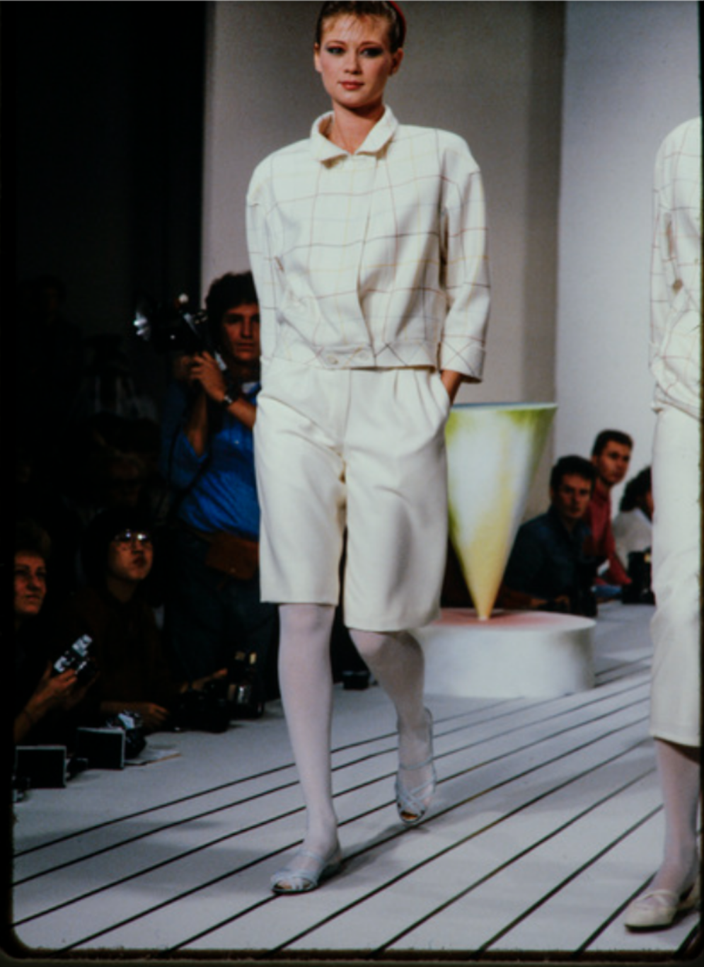 S/S 1981 Chloé by Karl Lagerfeld runway cream wool jacket with multi-colour grid pattern - XS/S