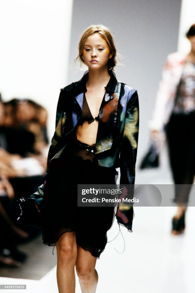 S/S 2000 Fendi by Karl Lagerfeld rare runway spray painted leather jacket with chiffon trim - XS/S