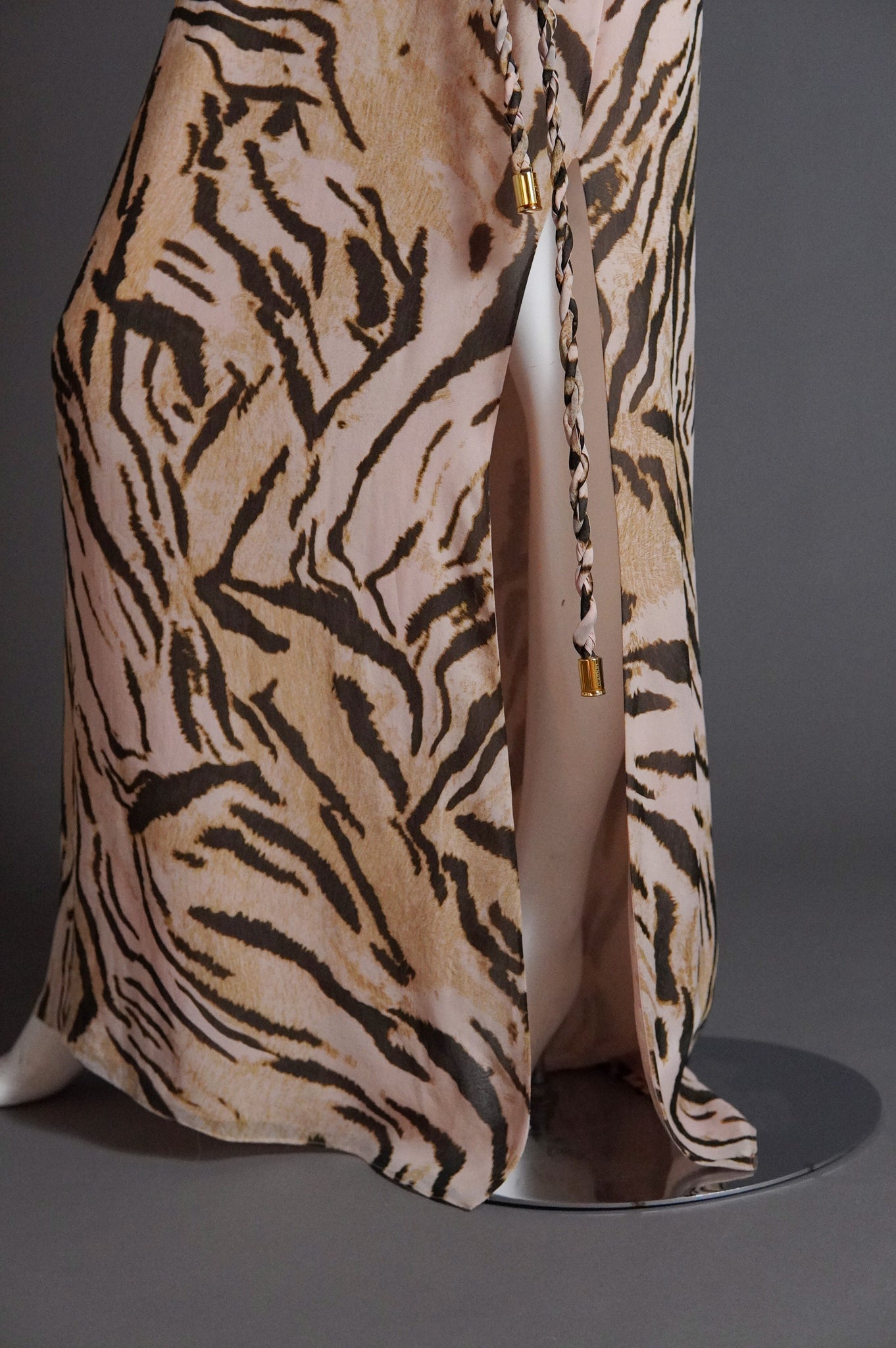 Emanuel Ungaro by Giambattista Valli silk animal print dress with ruffles and braided rope tie - S/M