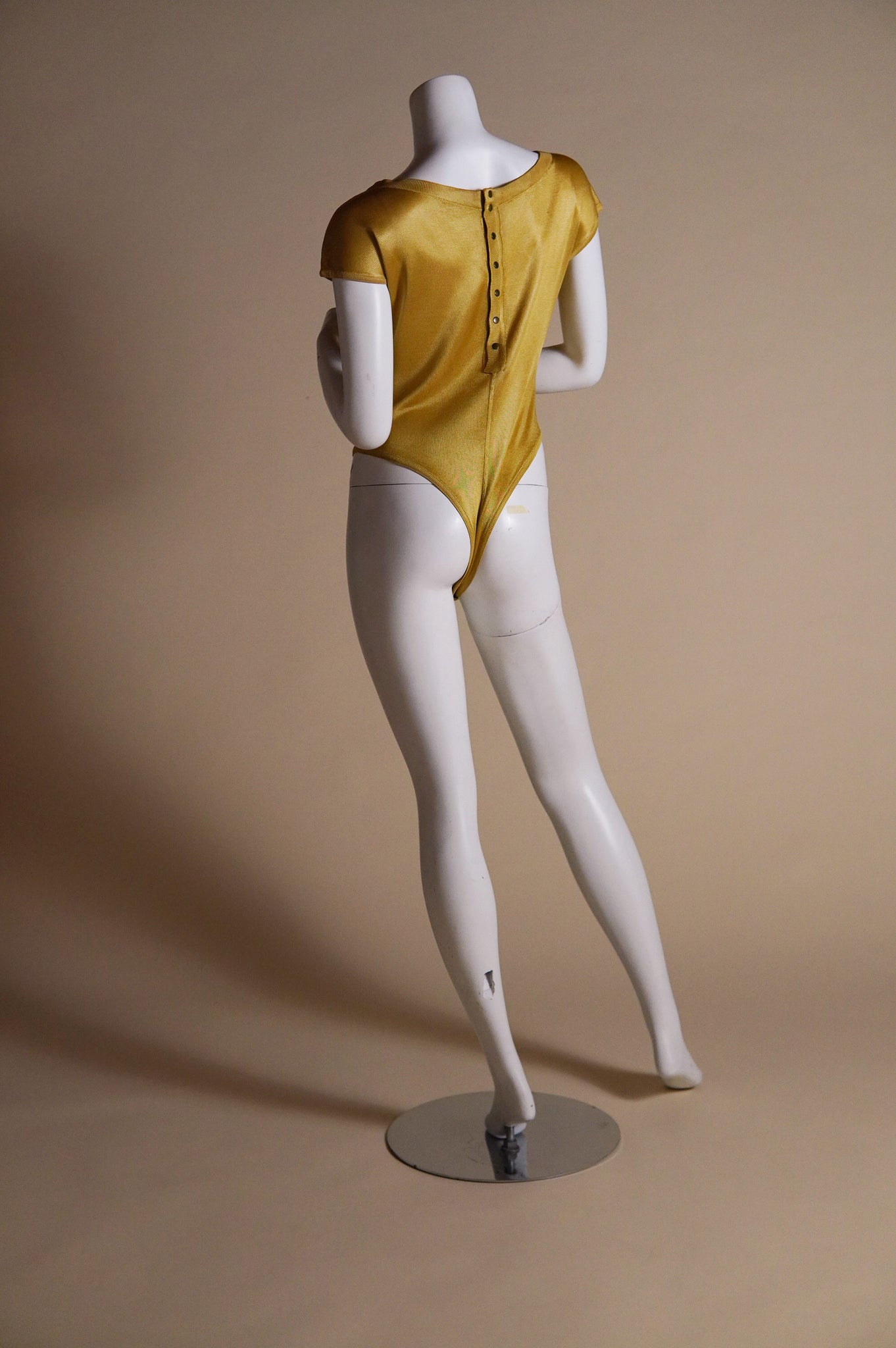 S/S 1986 Alaïa runway yellow bodysuit with snap closure and cap sleeve - XS