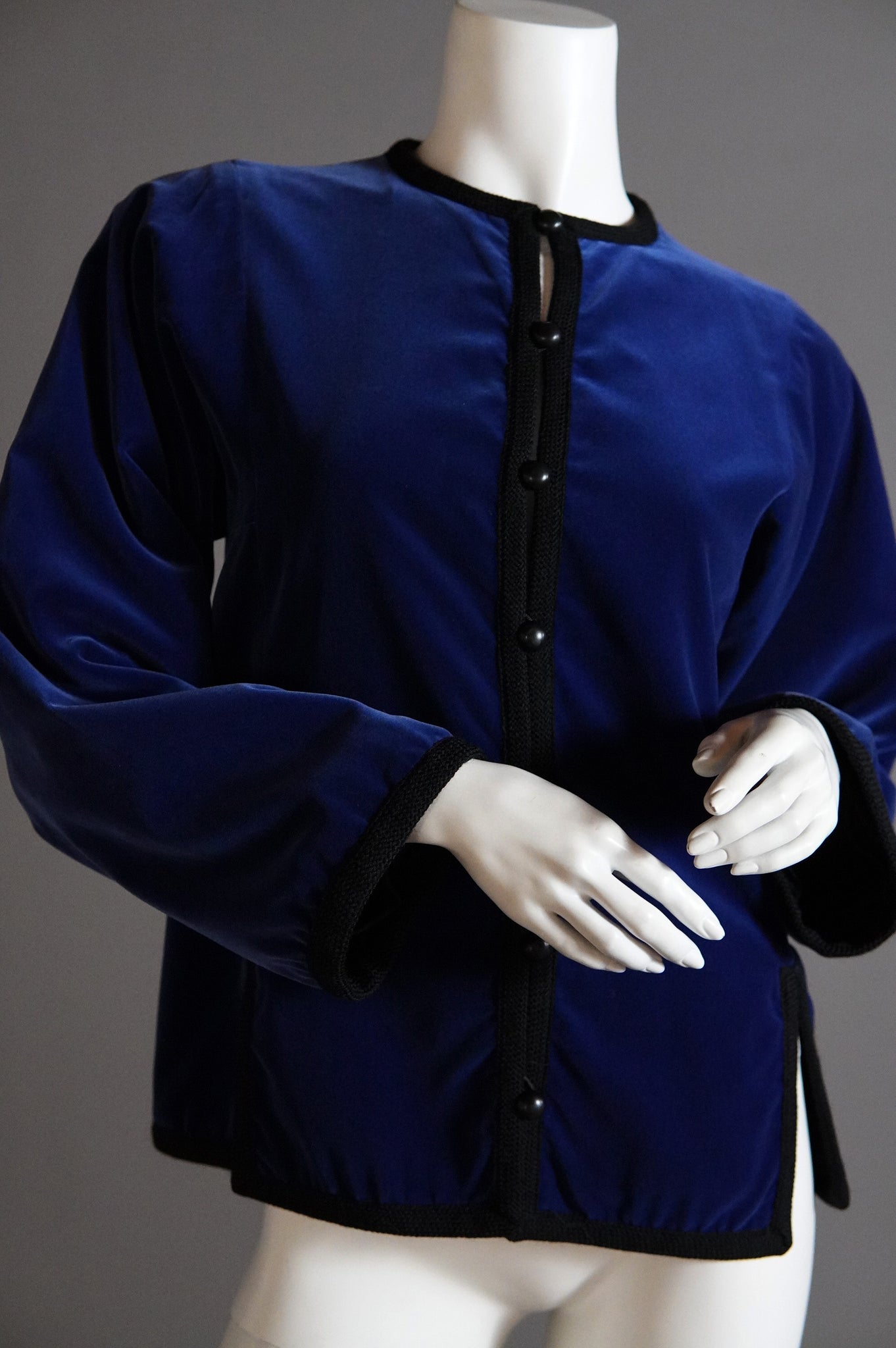 F/W 1976 Yves Saint Laurent Rive Gauche Russian collection blue velvet jacket - S/M