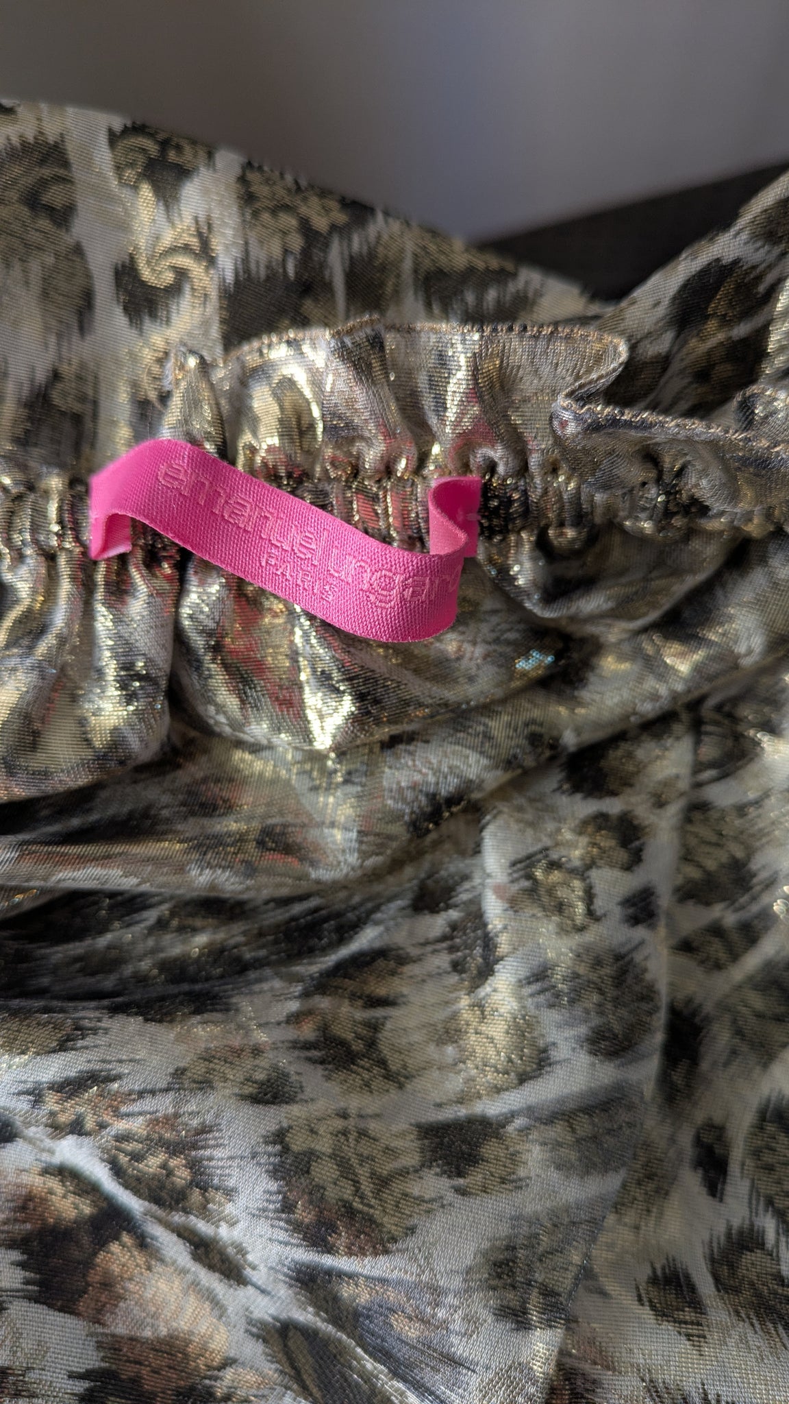 Emanuel Ungaro by Giambattista Valli silk leopard print gold off the shoulder peasant blouse - O/S