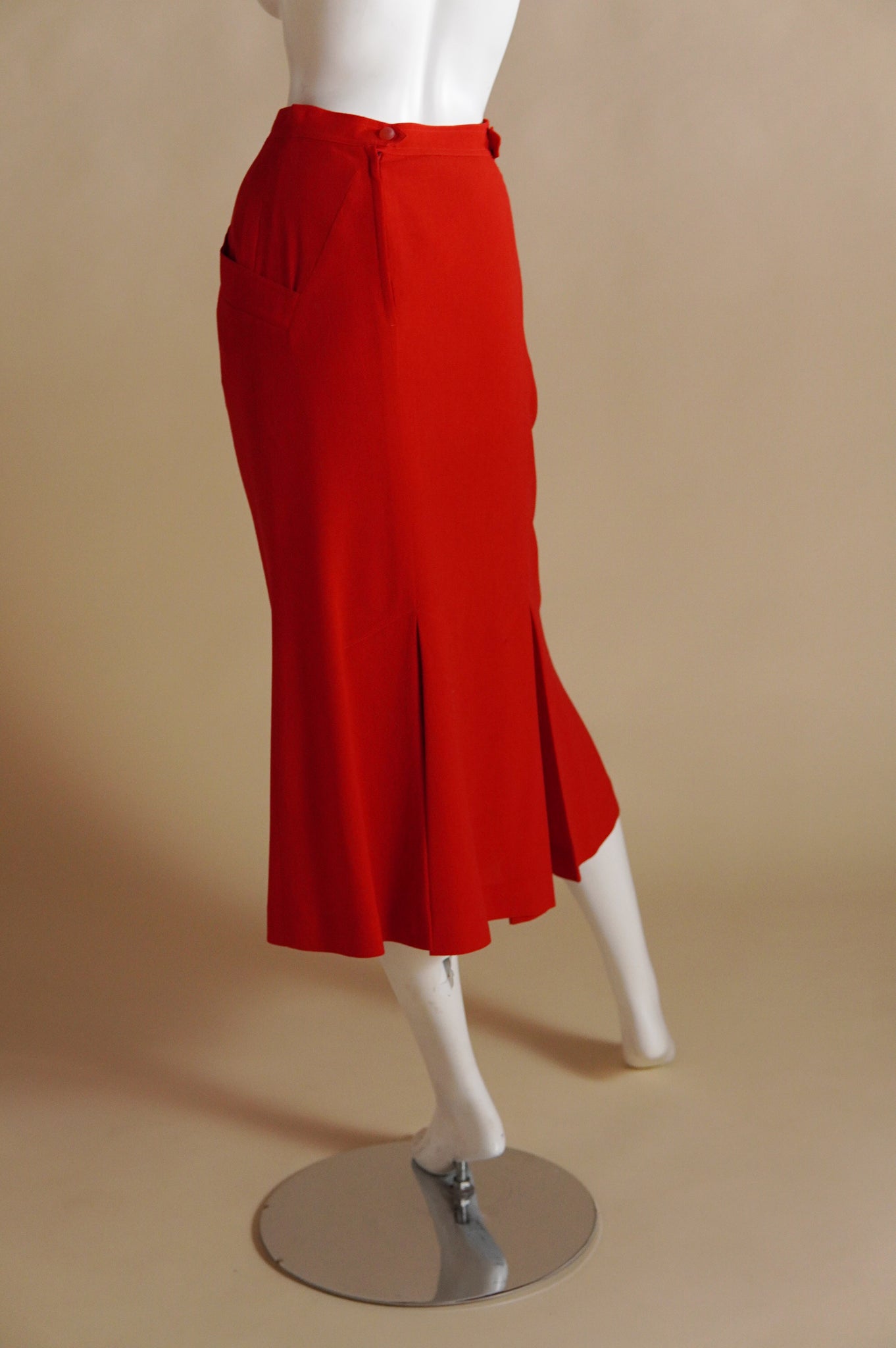 1980s Fendi by Karl Lagerfeld red midi skirt - S/M