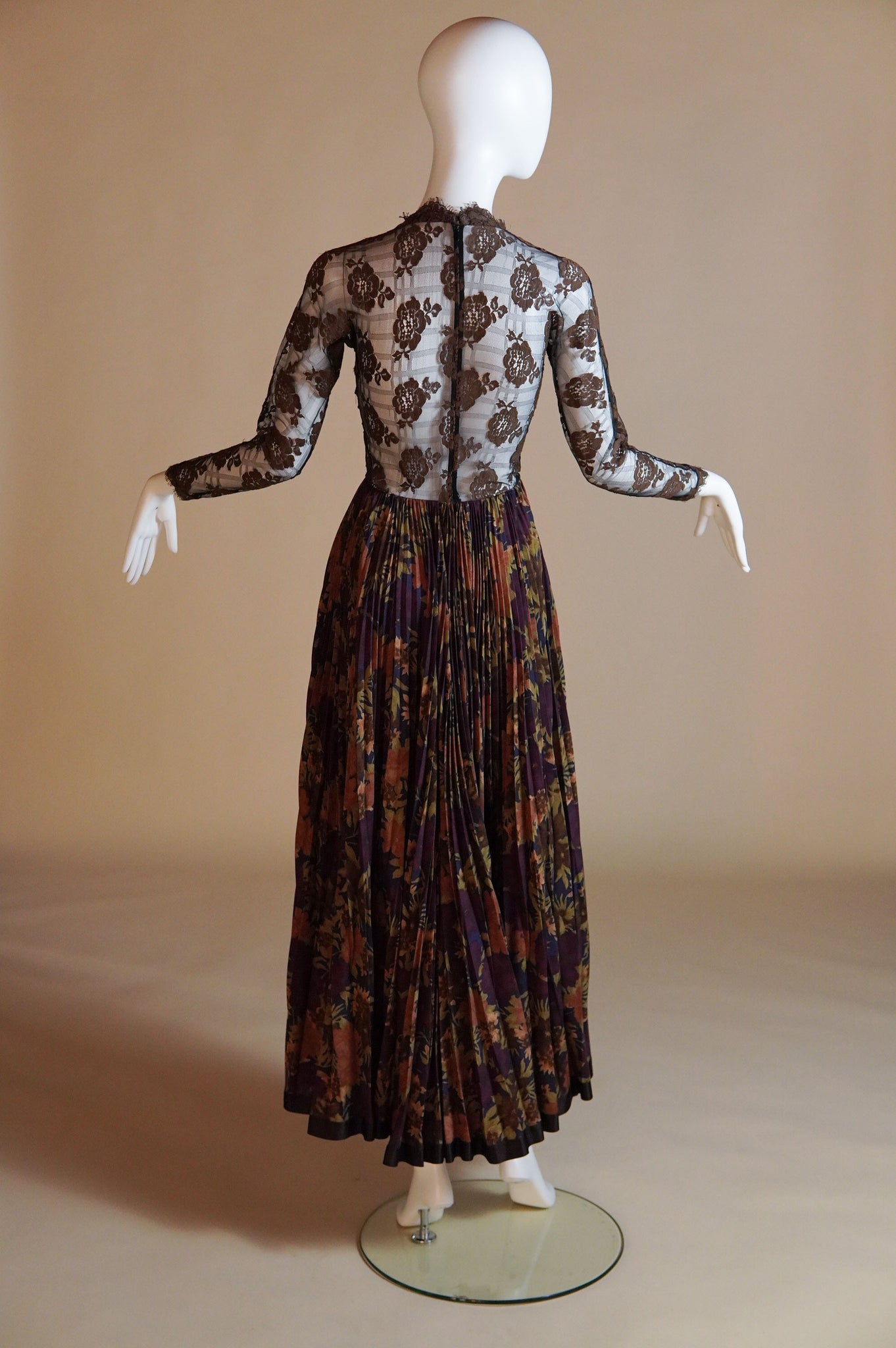 F/W 1995 Geoffrey Beene dress with sheer lace bodice and accordion pleated wool skirt - XXS/XS