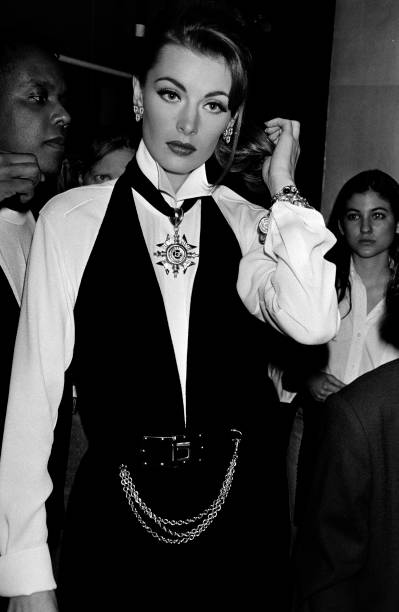 F/W 1992 Donna Karan by Robert Lee Morris runway choker with large gripoix cross medallion and silk band - O/S