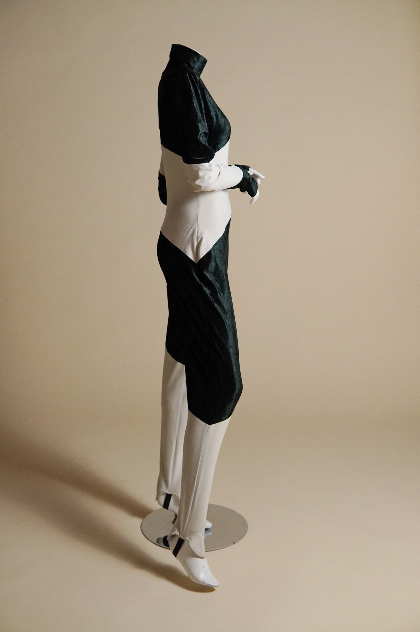 F/W 1990 Norma Kamali runway diagonal black and white jumpsuit - XS/S