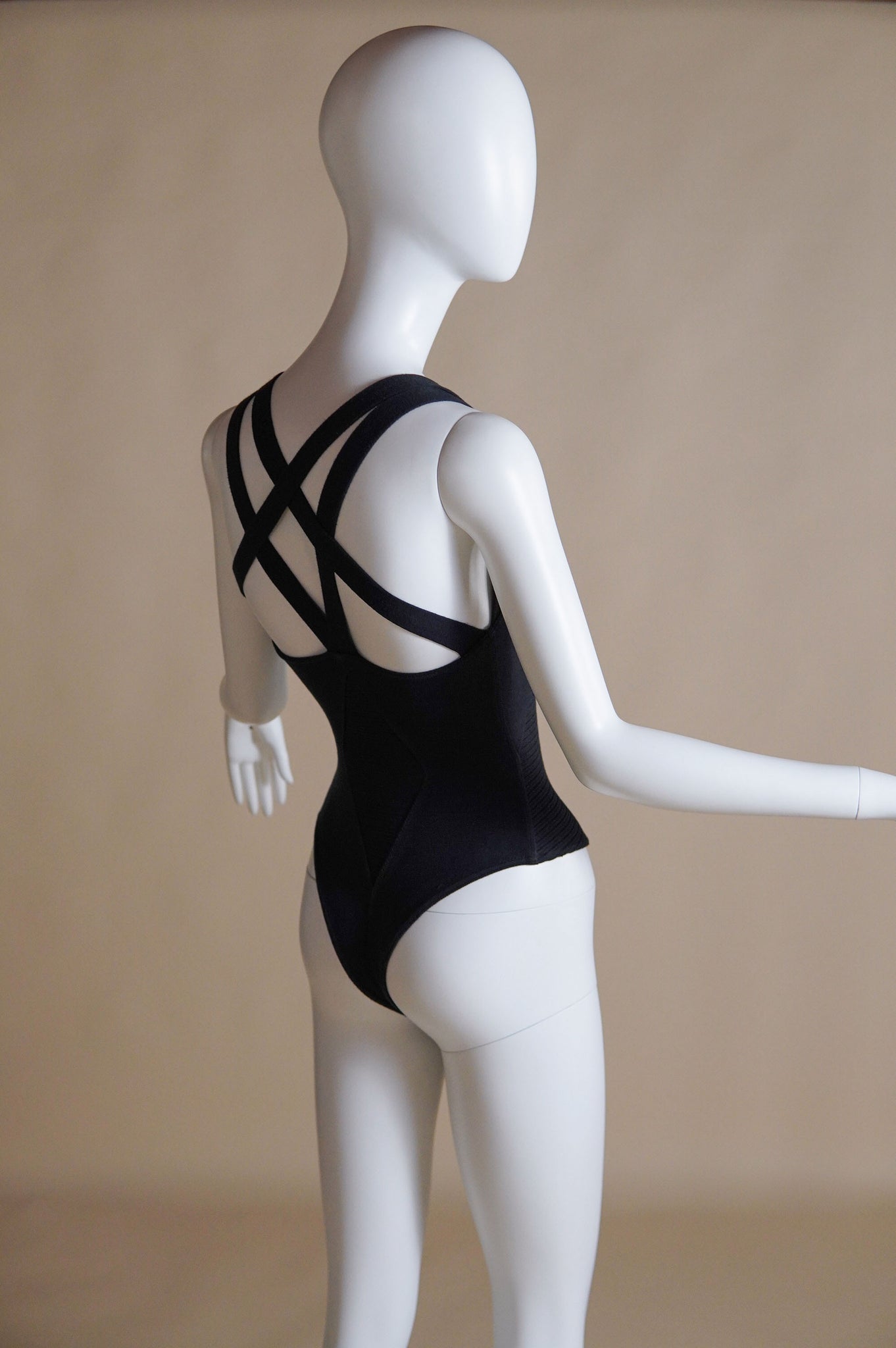 S/S 1990 Alaïa black runway bodysuit with ribbed panels - XS