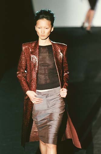 S/S 1998 Gucci by Tom Ford runway mauve iridescent low waist pencil skirt - XS
