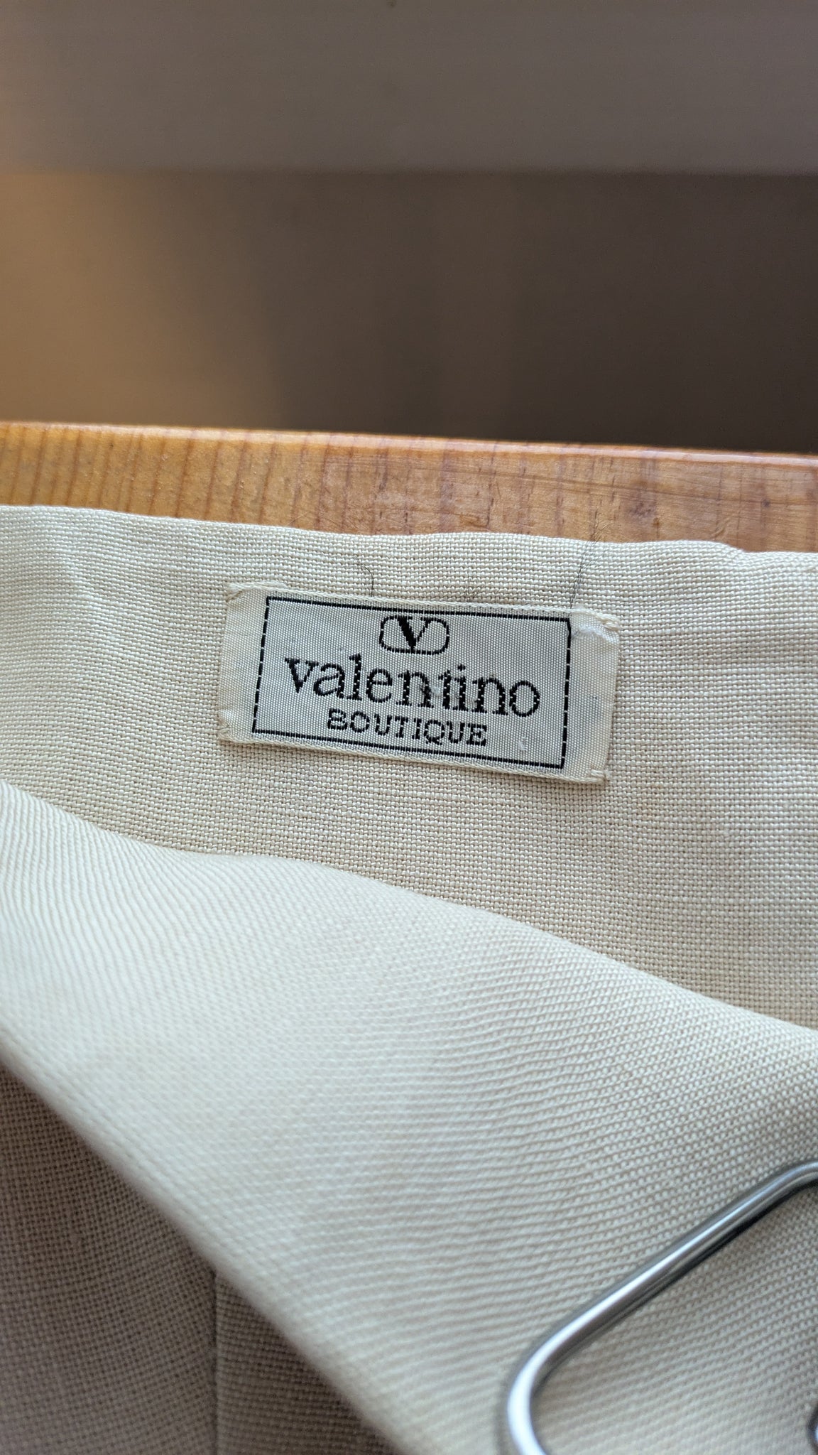 1980s Valentino black and beige bustier dress with scalloped edge - XXS