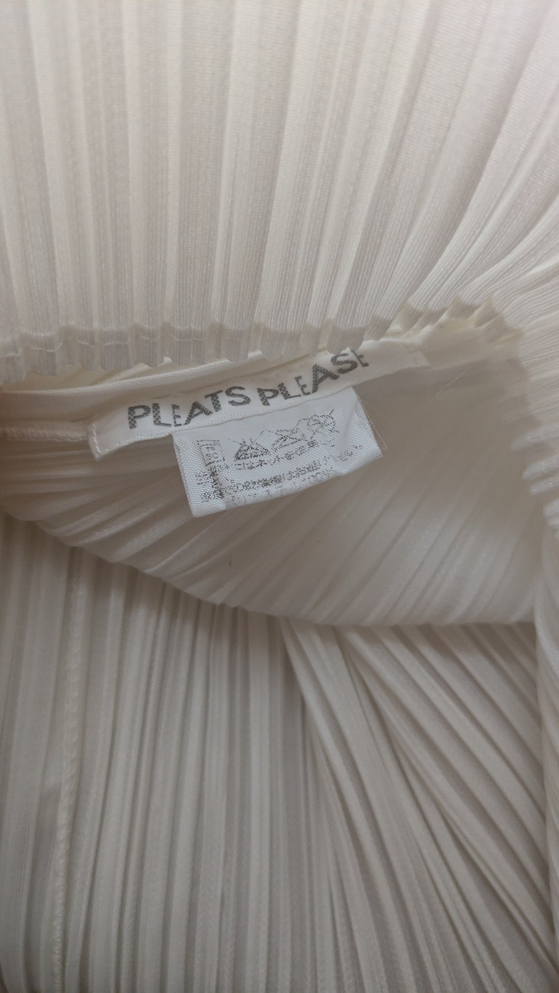S/S 2004 Issey Miyake Pleats Please veggie face top - S/M/L