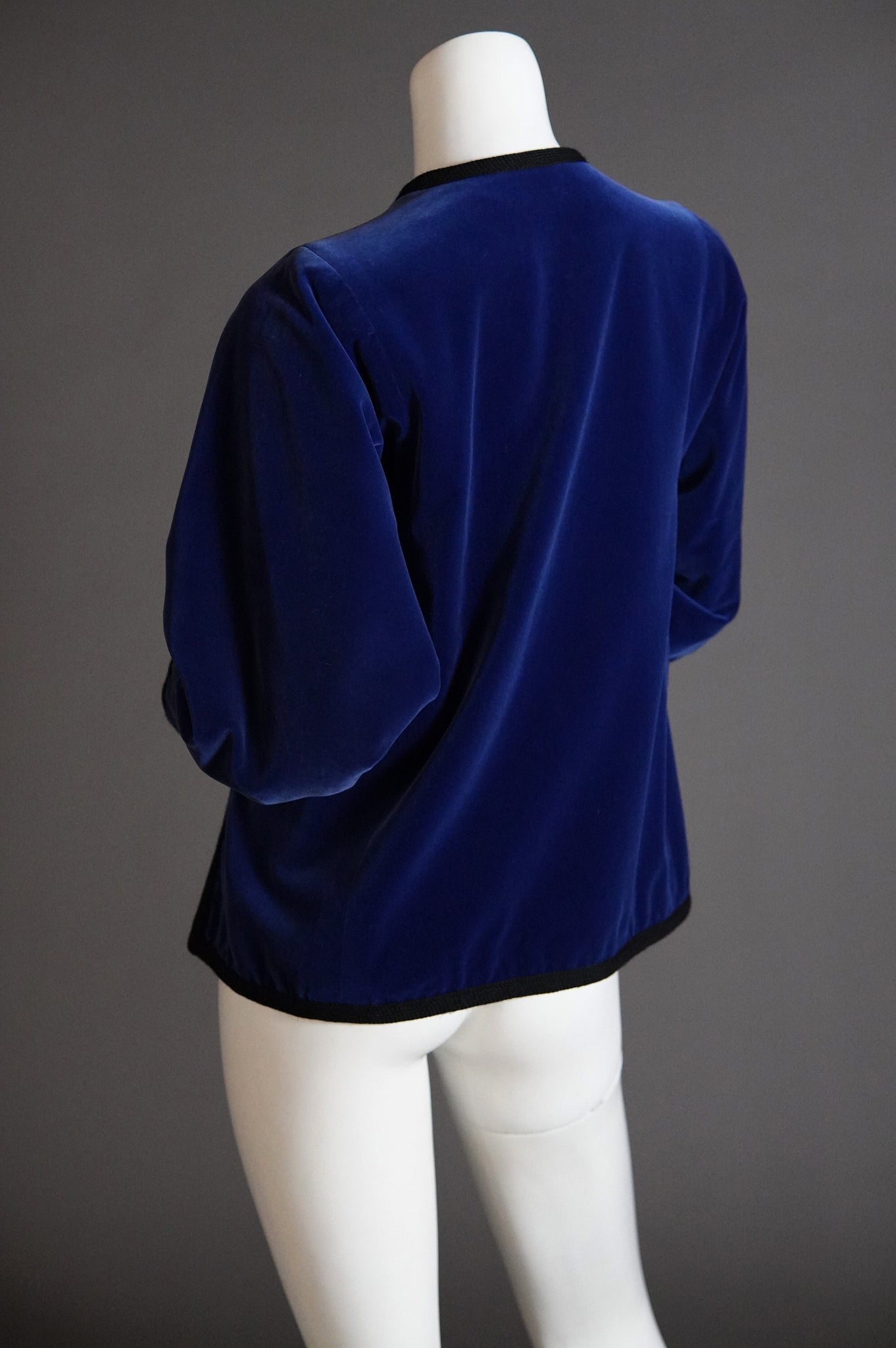 F/W 1976 Yves Saint Laurent Rive Gauche Russian collection blue velvet jacket - S/M