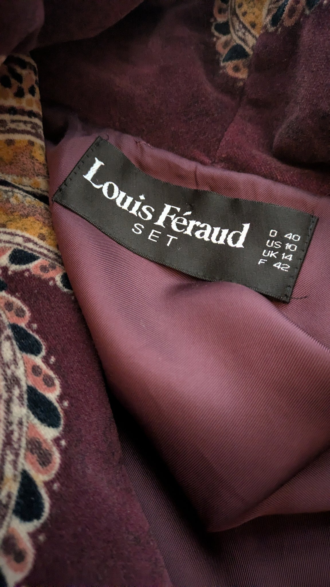 Louis Féraud cocoon coat in large paisley print - O/S