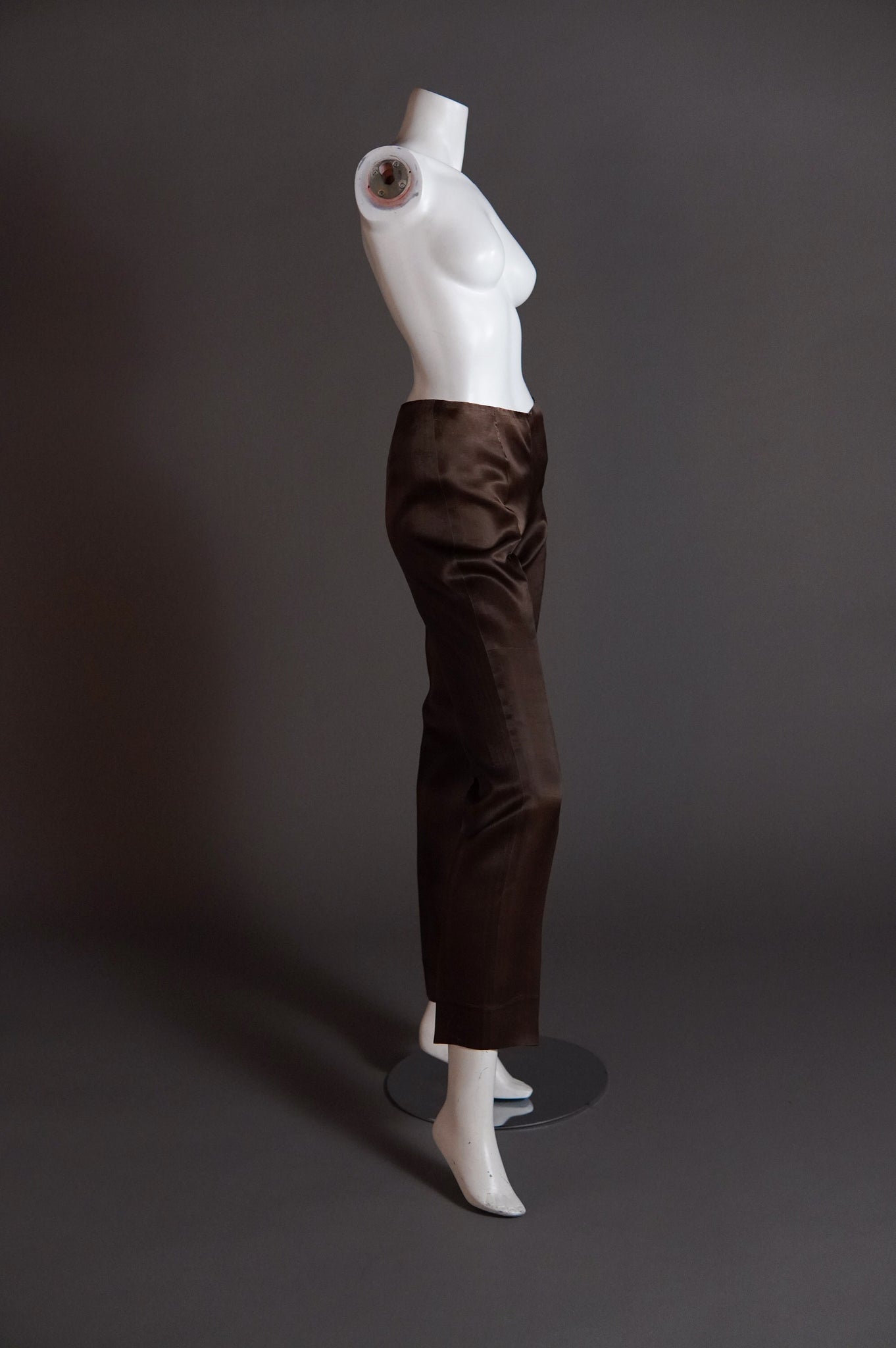 1990s Calvin Klein silk cigarette pant in brown - XS