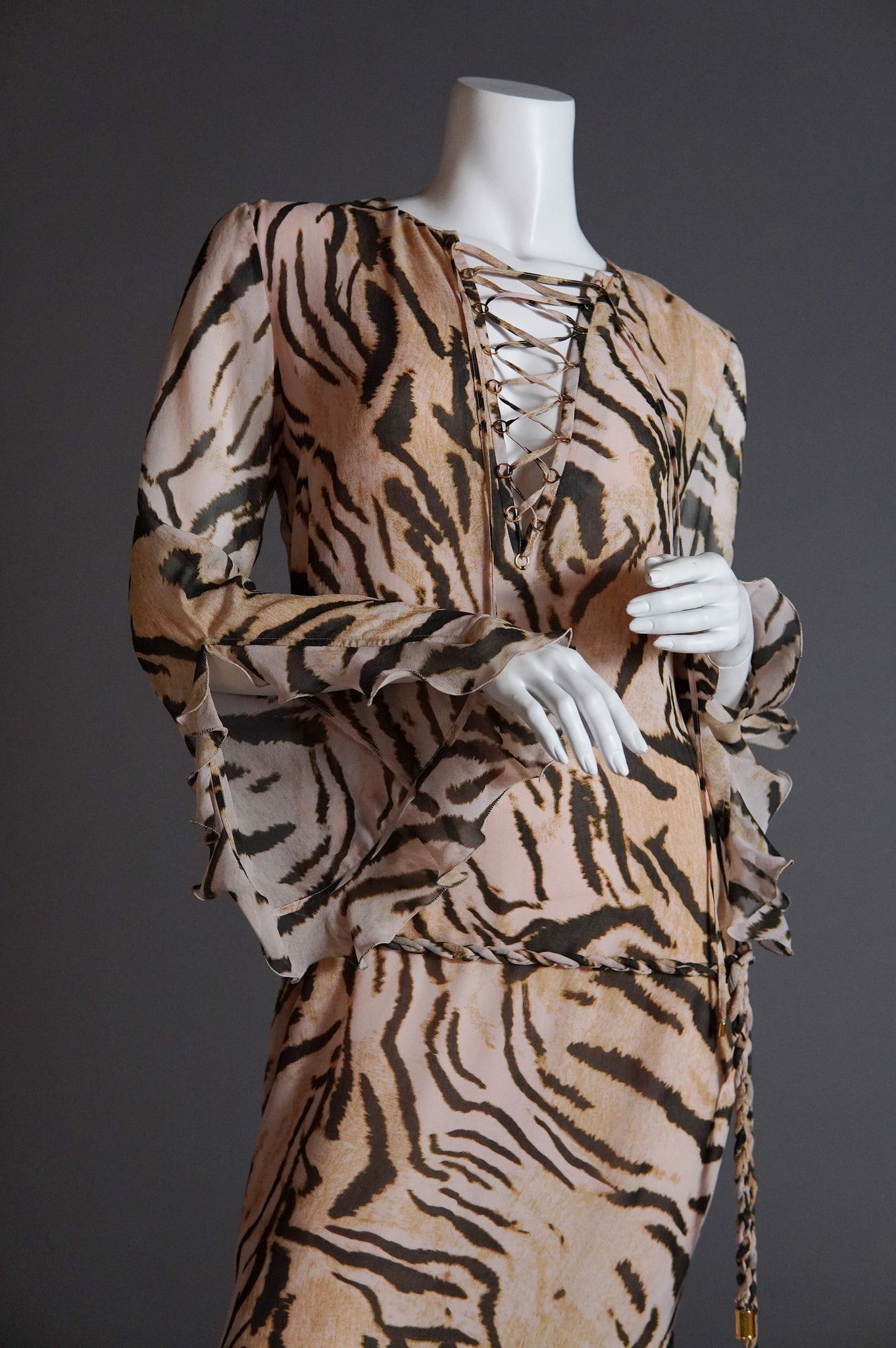 Emanuel Ungaro by Giambattista Valli silk animal print dress with ruffles and braided rope tie - S/M