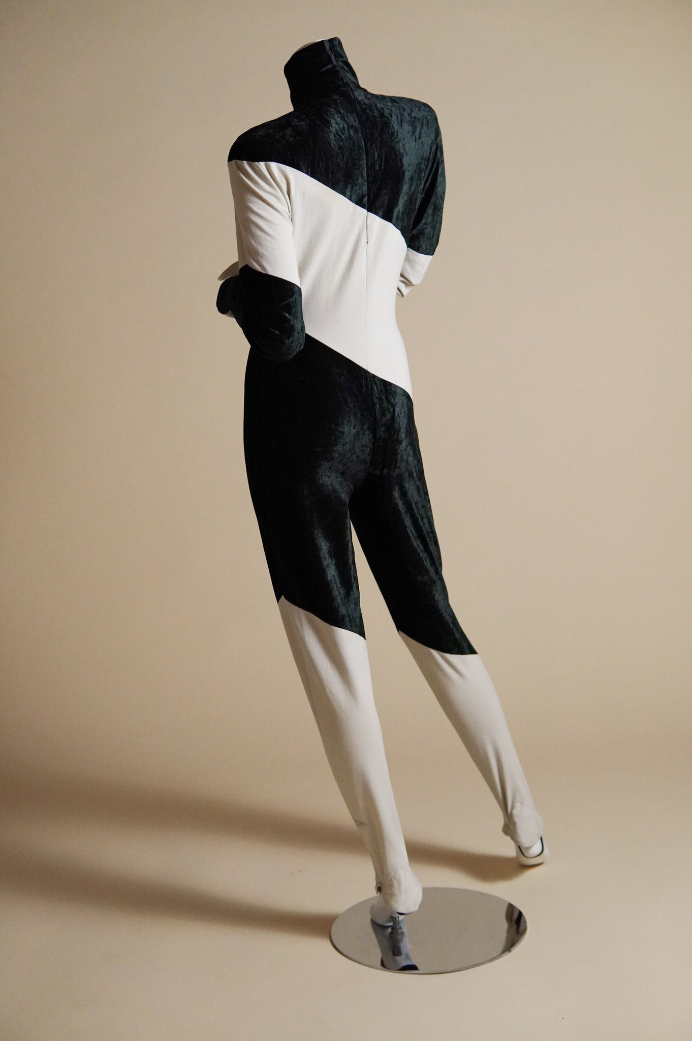 F/W 1990 Norma Kamali runway diagonal black and white jumpsuit - XS/S