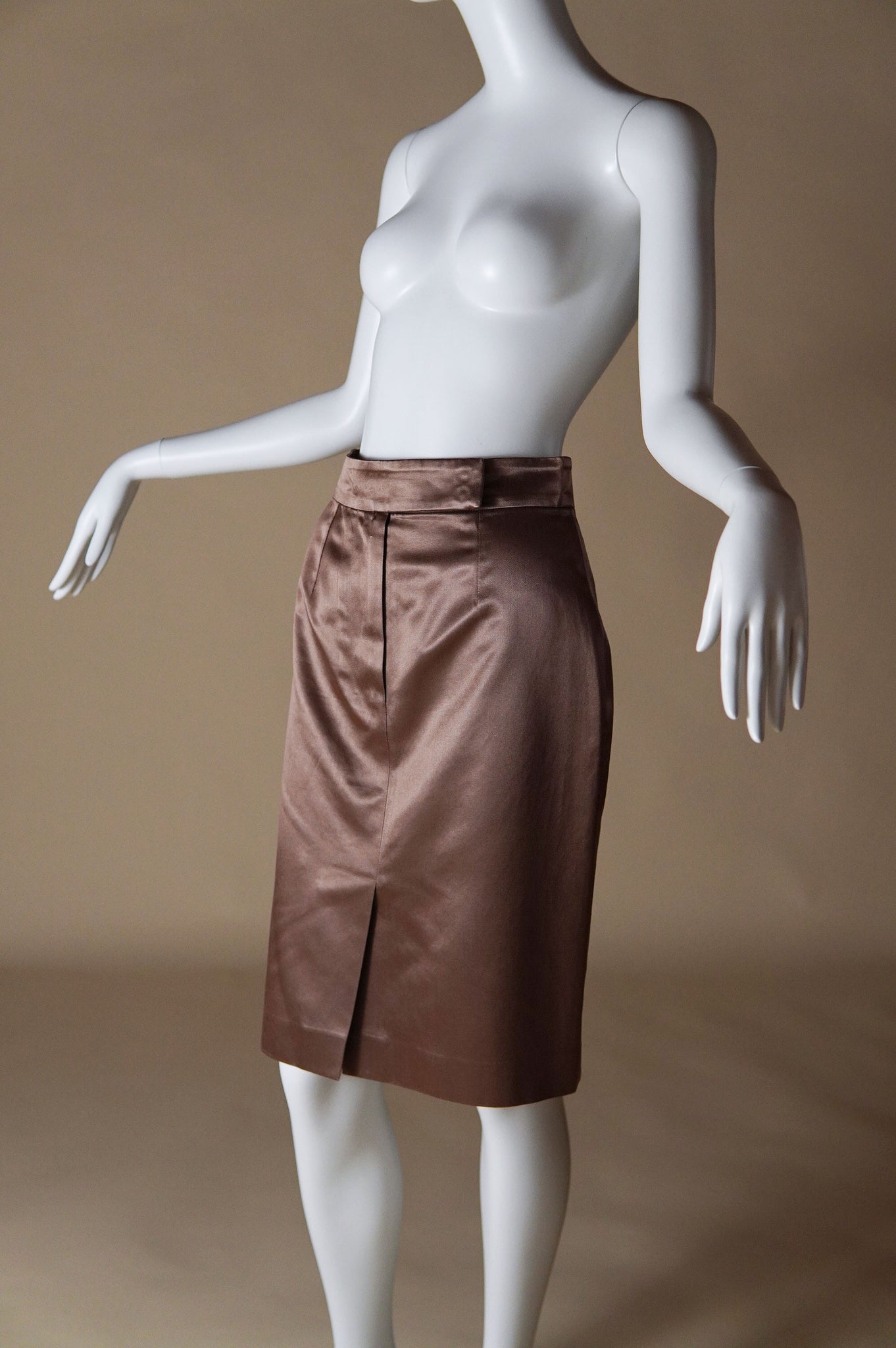 S/S 2003 Yves Saint Laurent by Tom Ford runway skirt with bum impression - XS