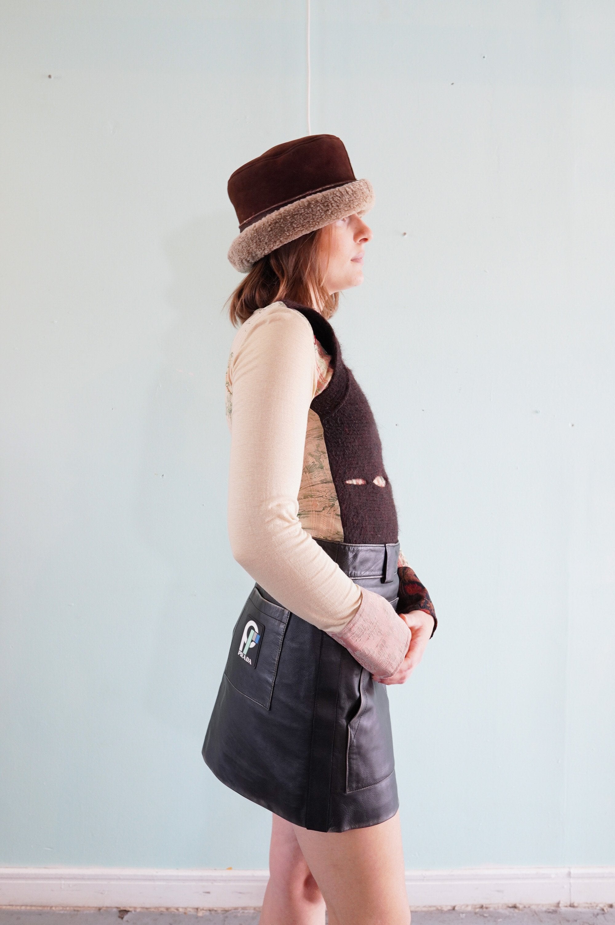【関税＆送料込み】Prada Skirt Vintage PRADA Skirt Black Nylon Leather Trims Zipper Belted